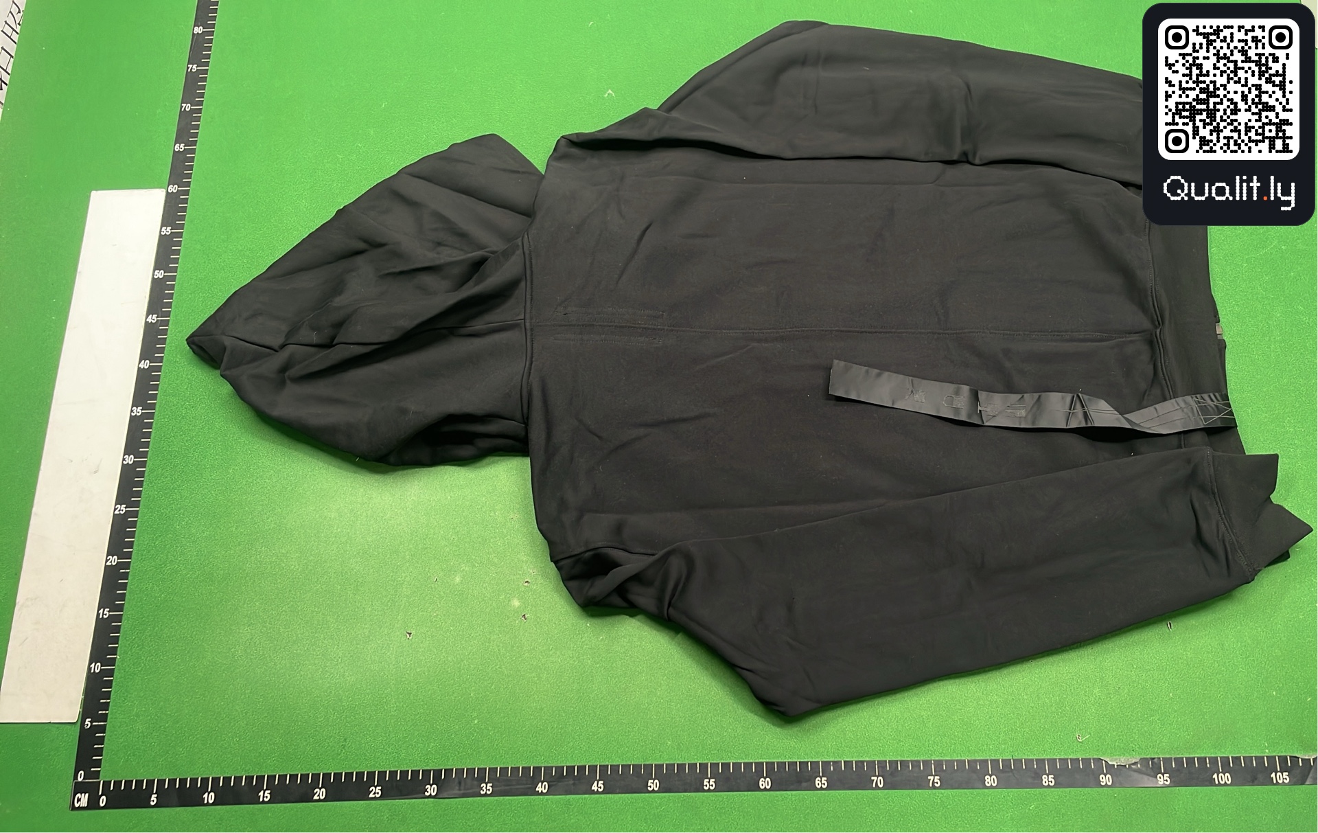 Hoodie — QC-foto 3 av 4