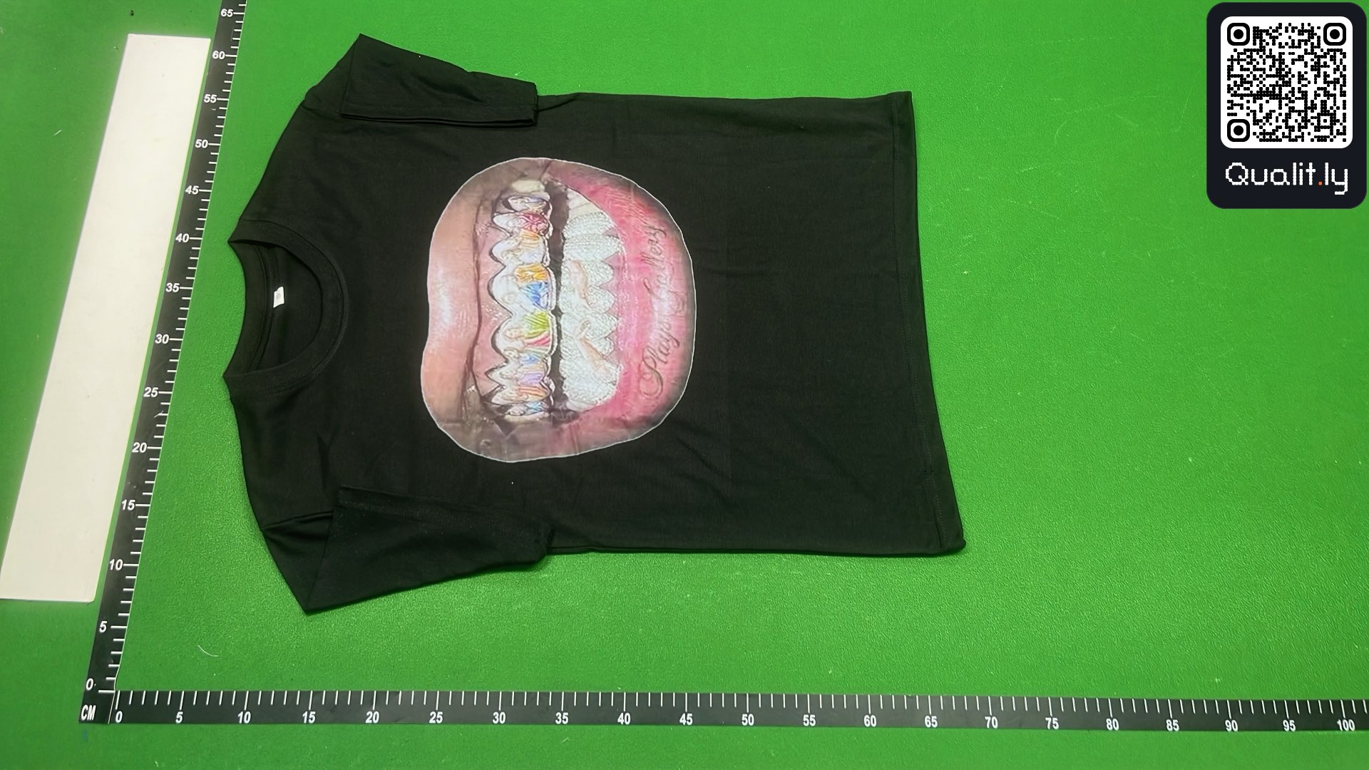 T-shirt QC photo 2 of 12