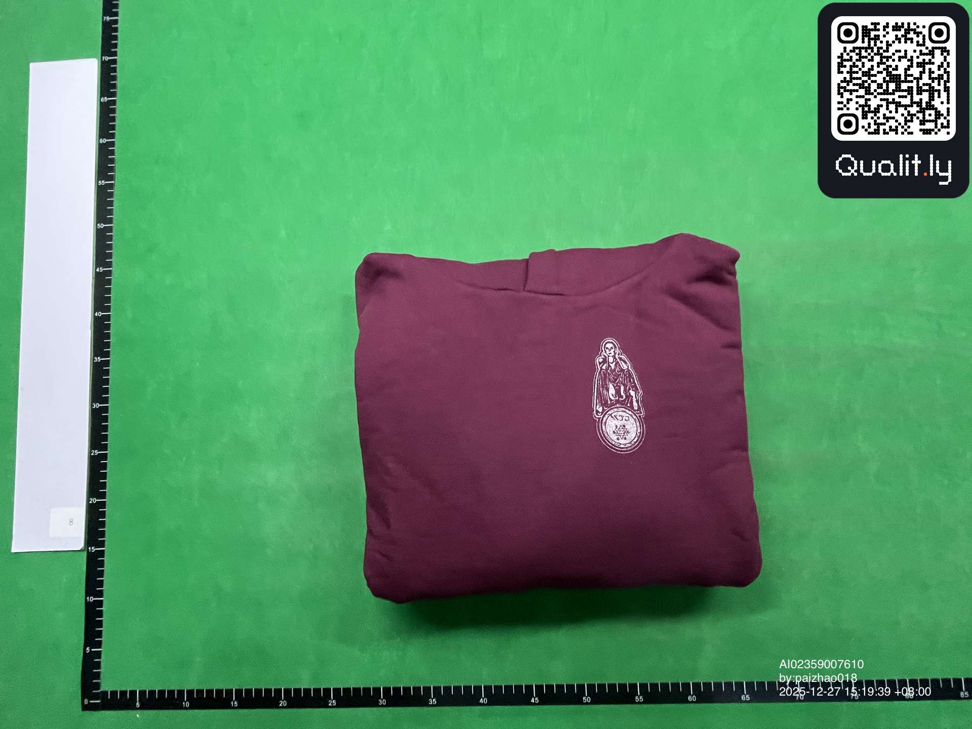 连帽卫衣 QC 照片 1 / 4
