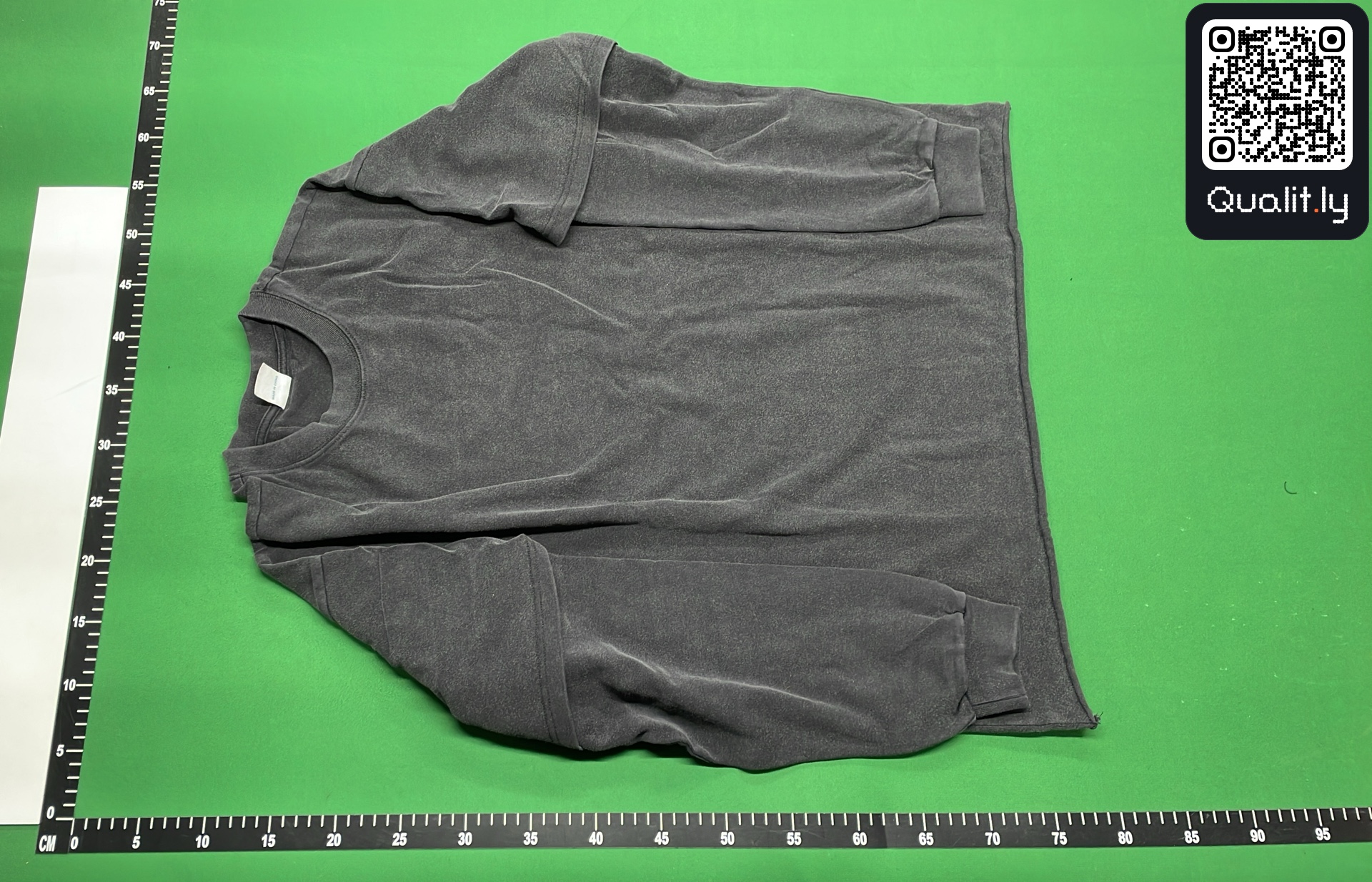 T-shirt QC photo 2 of 12