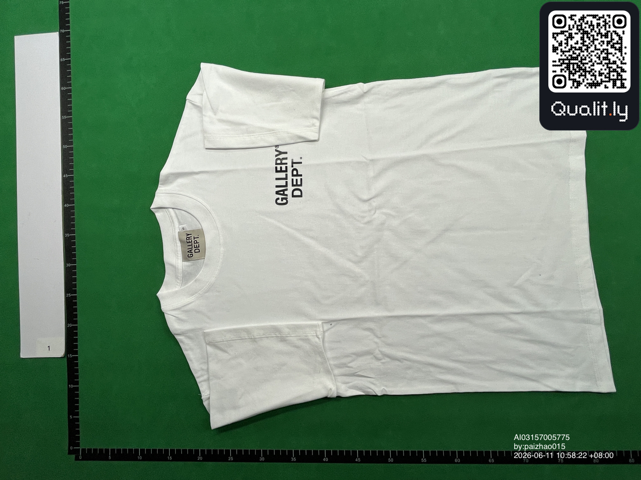T-shirt — foto QC 3 di 90