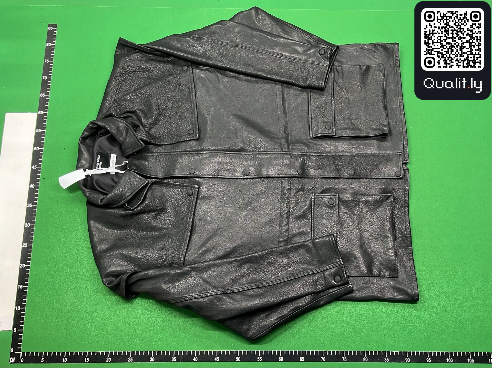 夹克 QC 照片 2 / 4