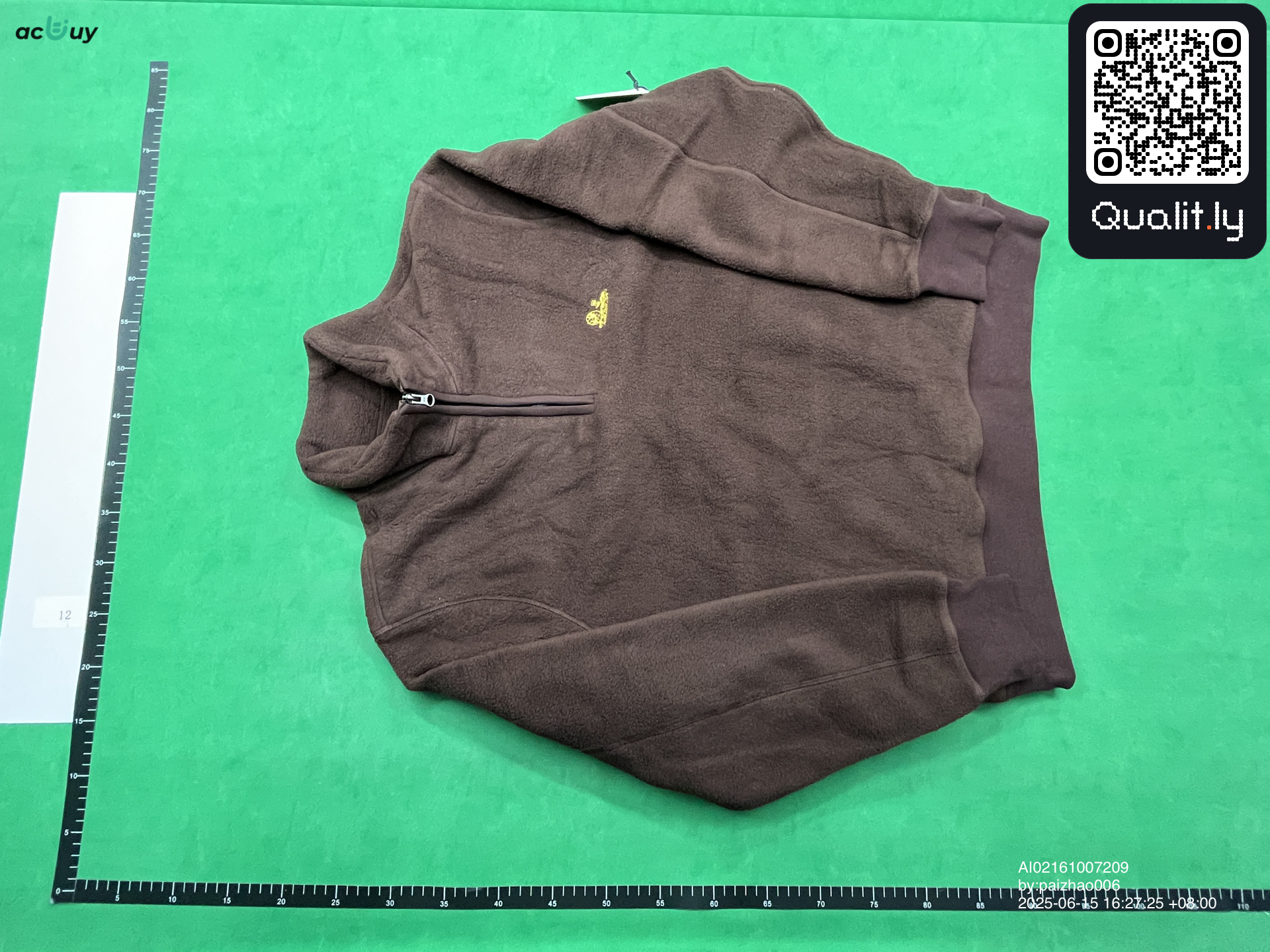 Sweater QC photo 3 of 30