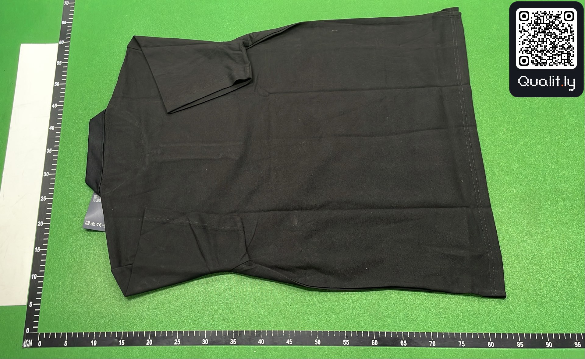 T-shirt QC photo 3 of 8