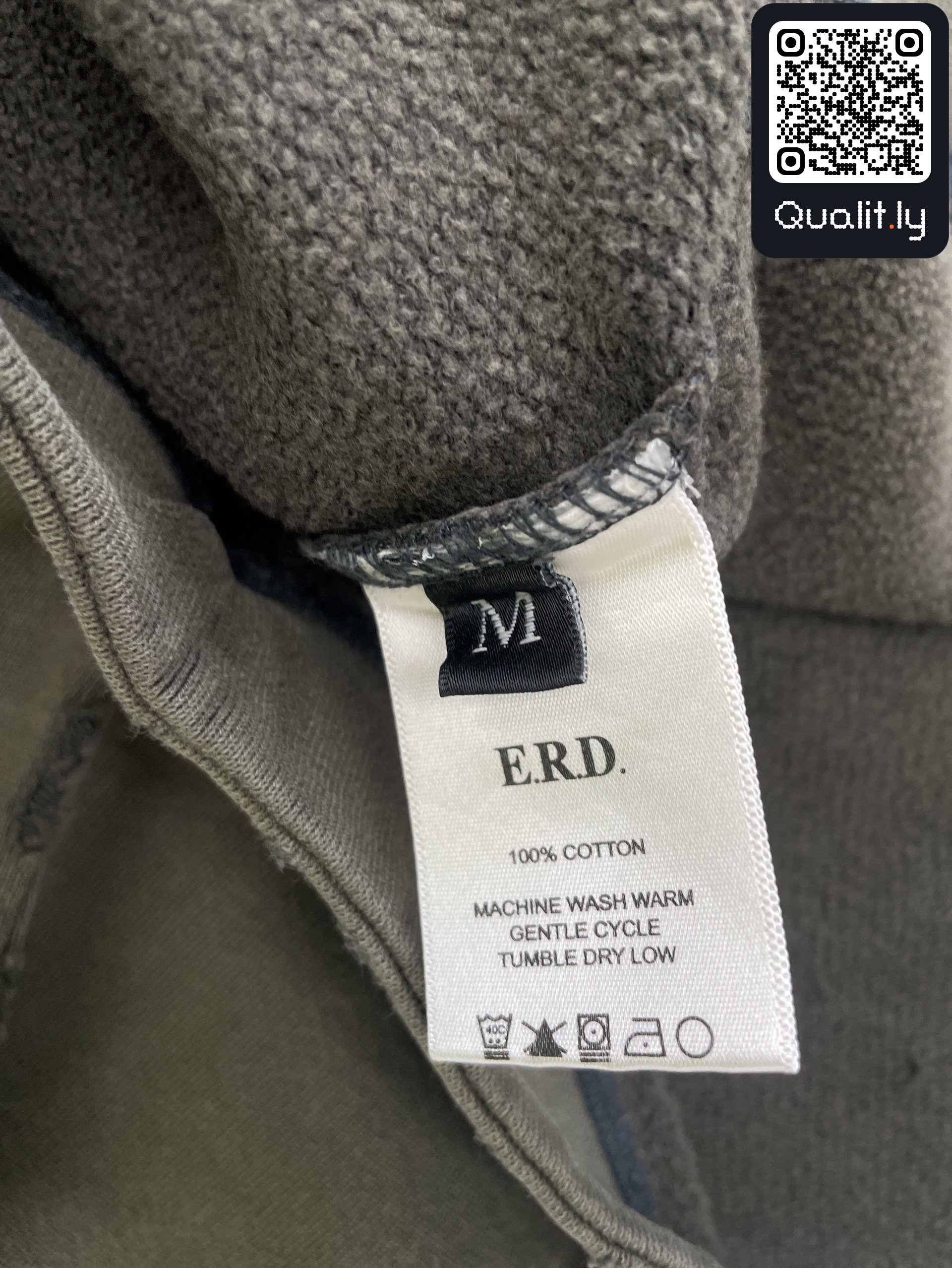 Hoodie — QC-foto 3 van 12