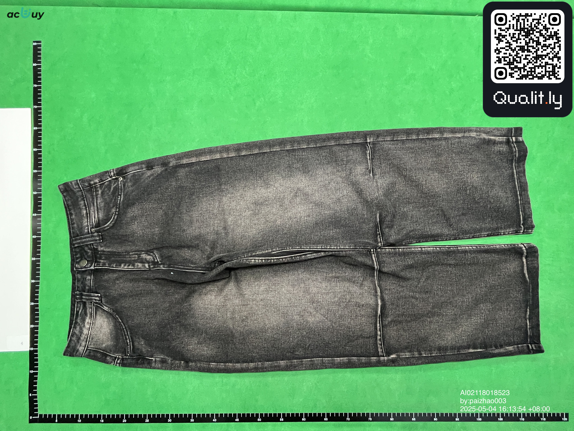 Jeans — foto QC 3 di 4