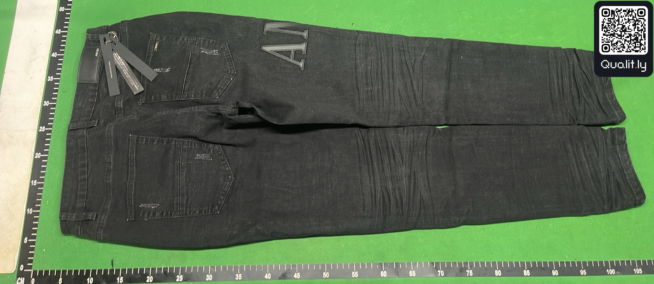 Jeans — QC-foto 3 av 12
