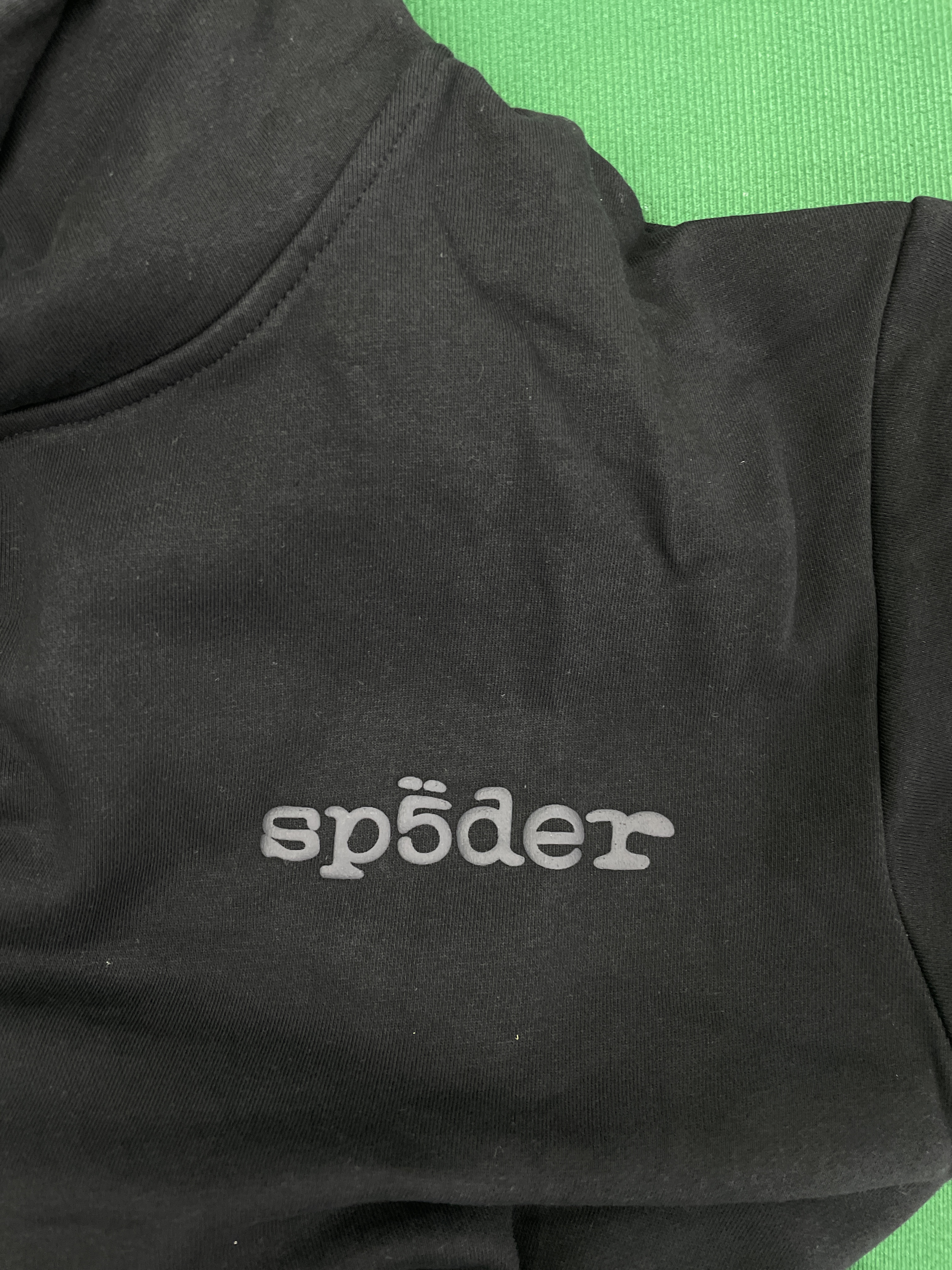 Hoodie — QC-Foto 3 von 5