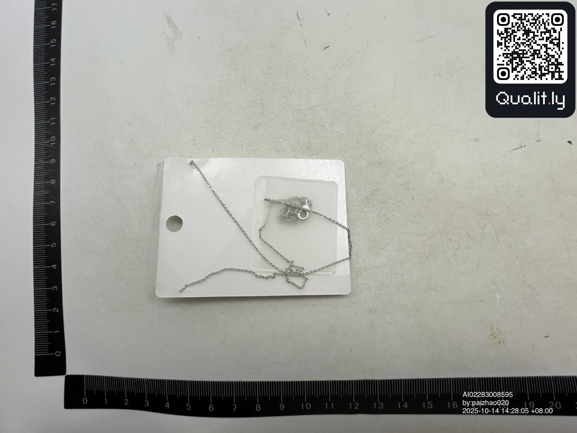 Gioiello — foto QC 2 di 6