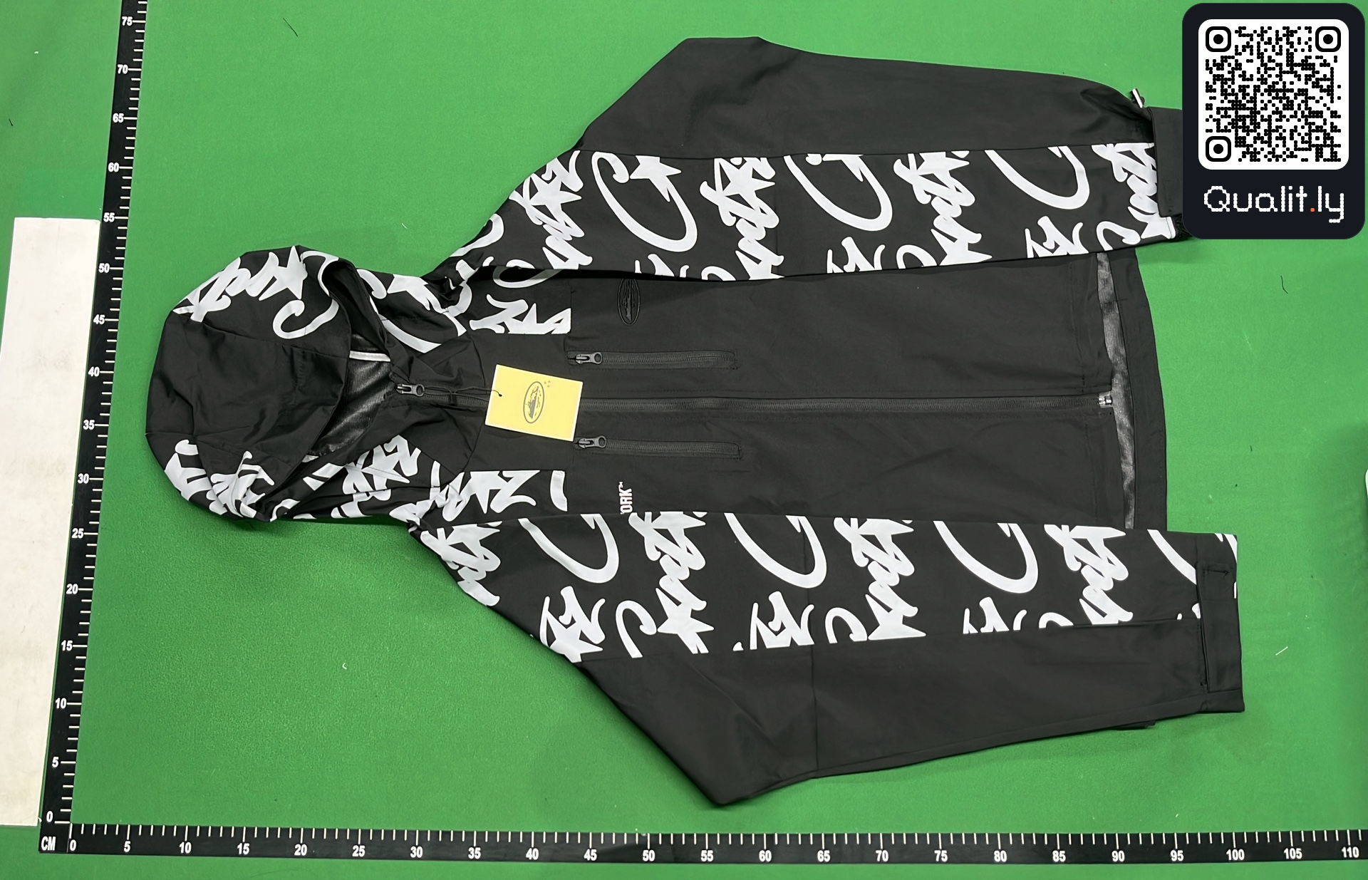 Kurtka — zdjęcie QC 2 z 8
