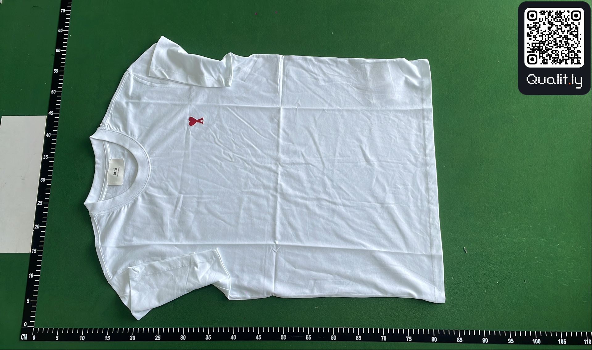 T-shirt — foto QC 2 di 12