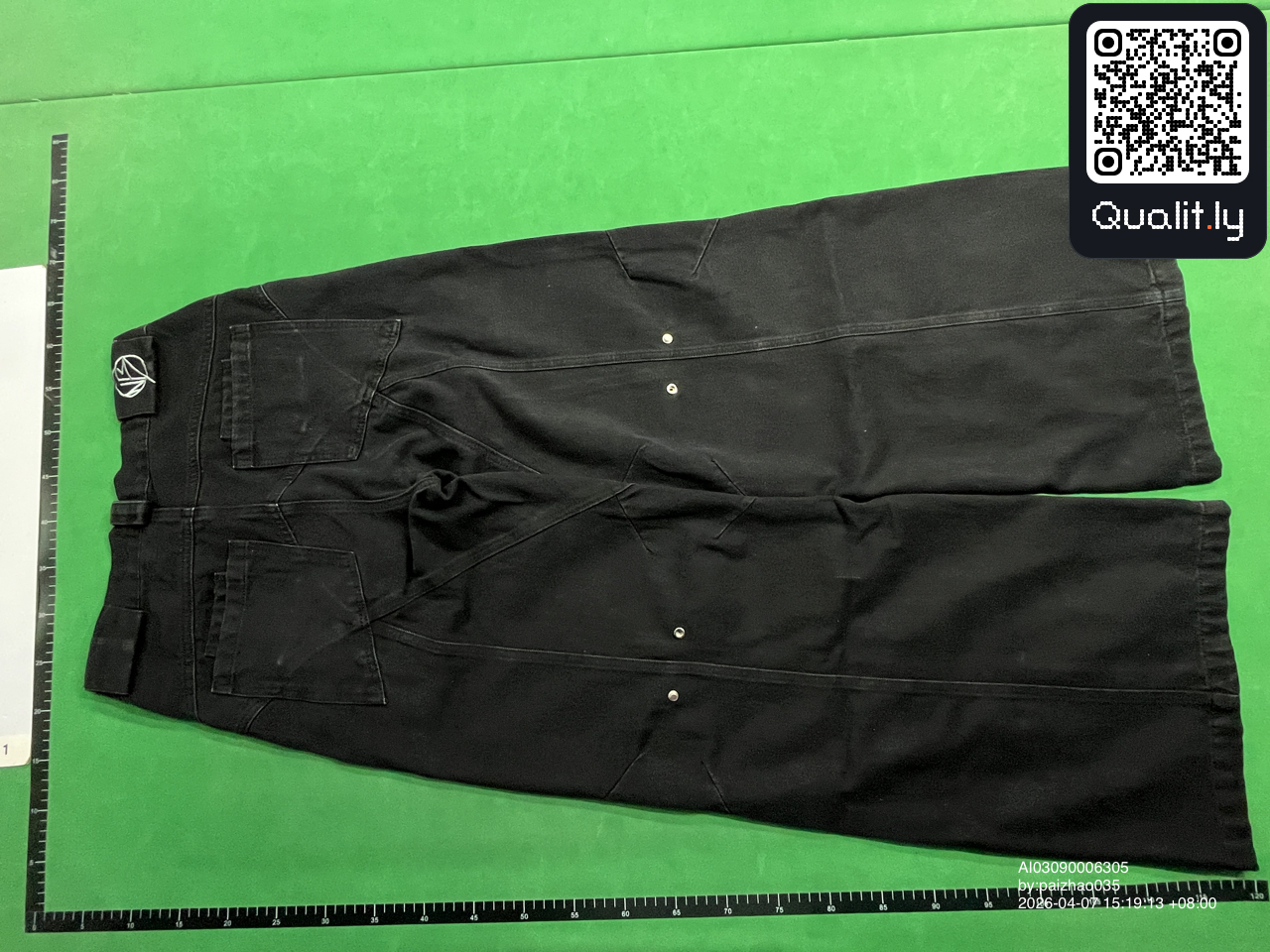 Jeans QC photo 1 of 18
