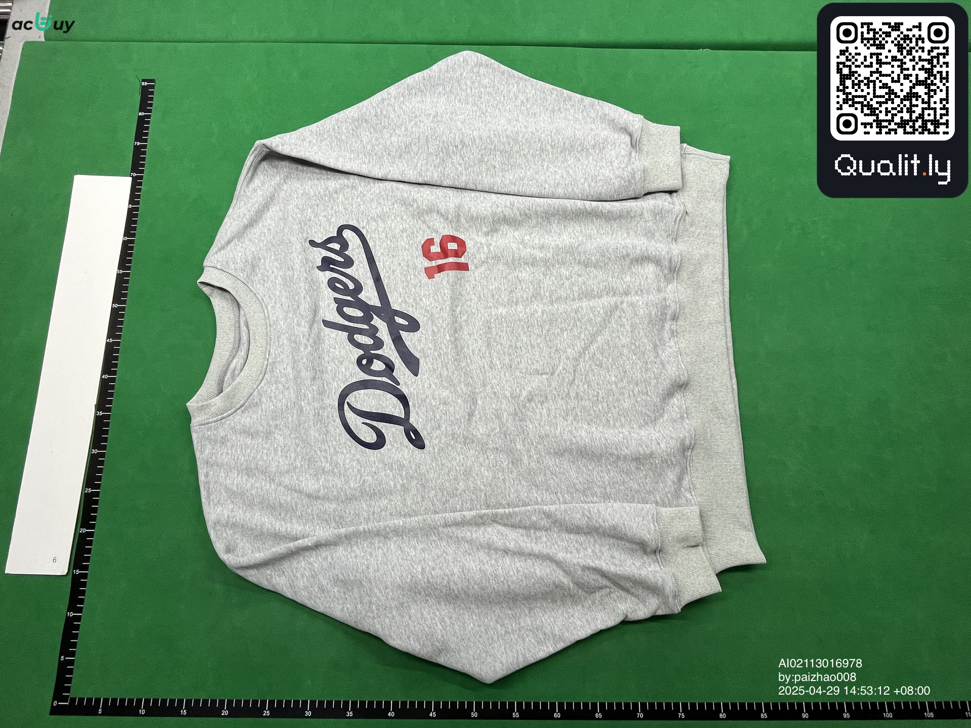 Pullover — QC-Foto 3 von 4