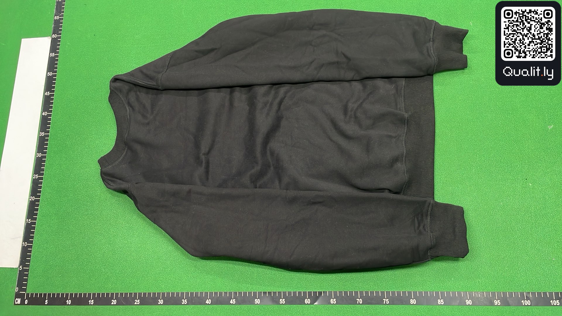 Bluza z kapturem — zdjęcie QC 3 z 4