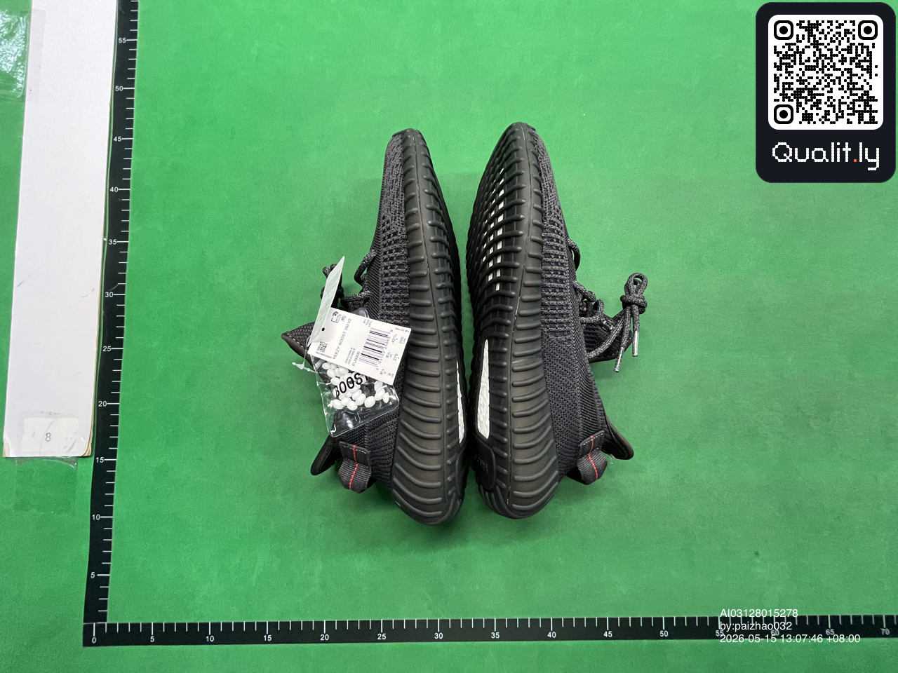 Sneaker — QC-Foto 2 von 10