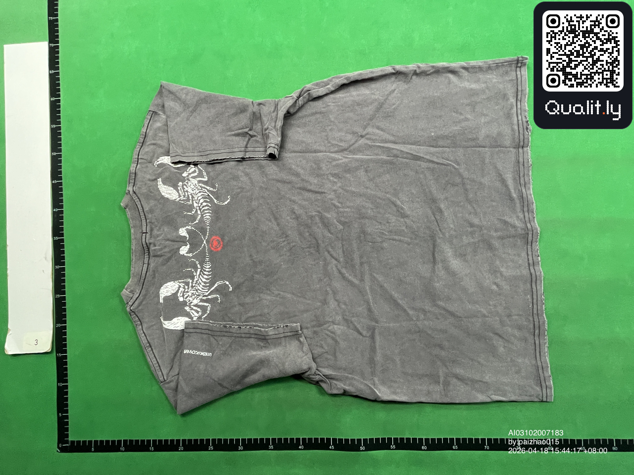 T-shirt — QC-foto 1 van 30