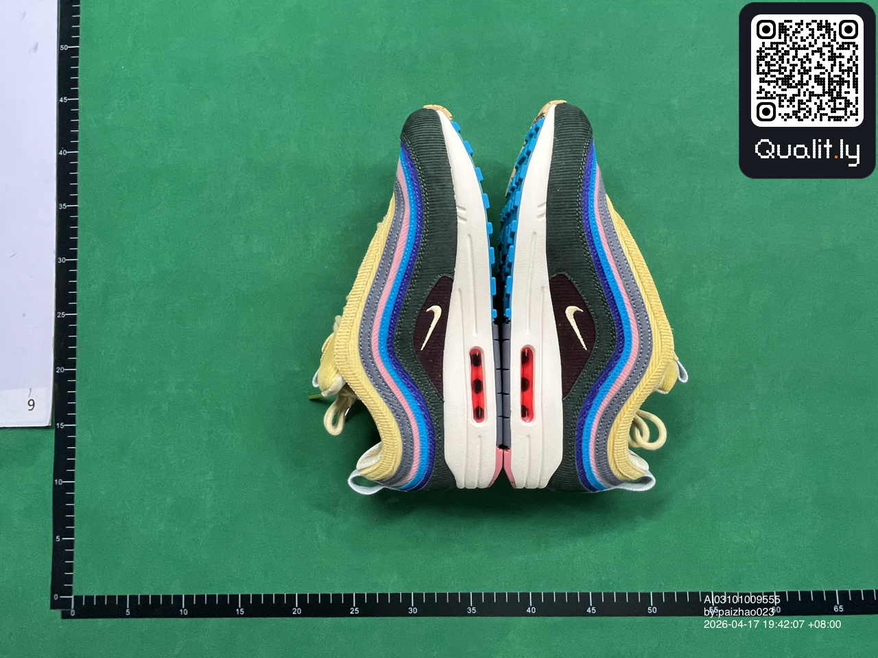 球鞋 QC 照片 3 / 26