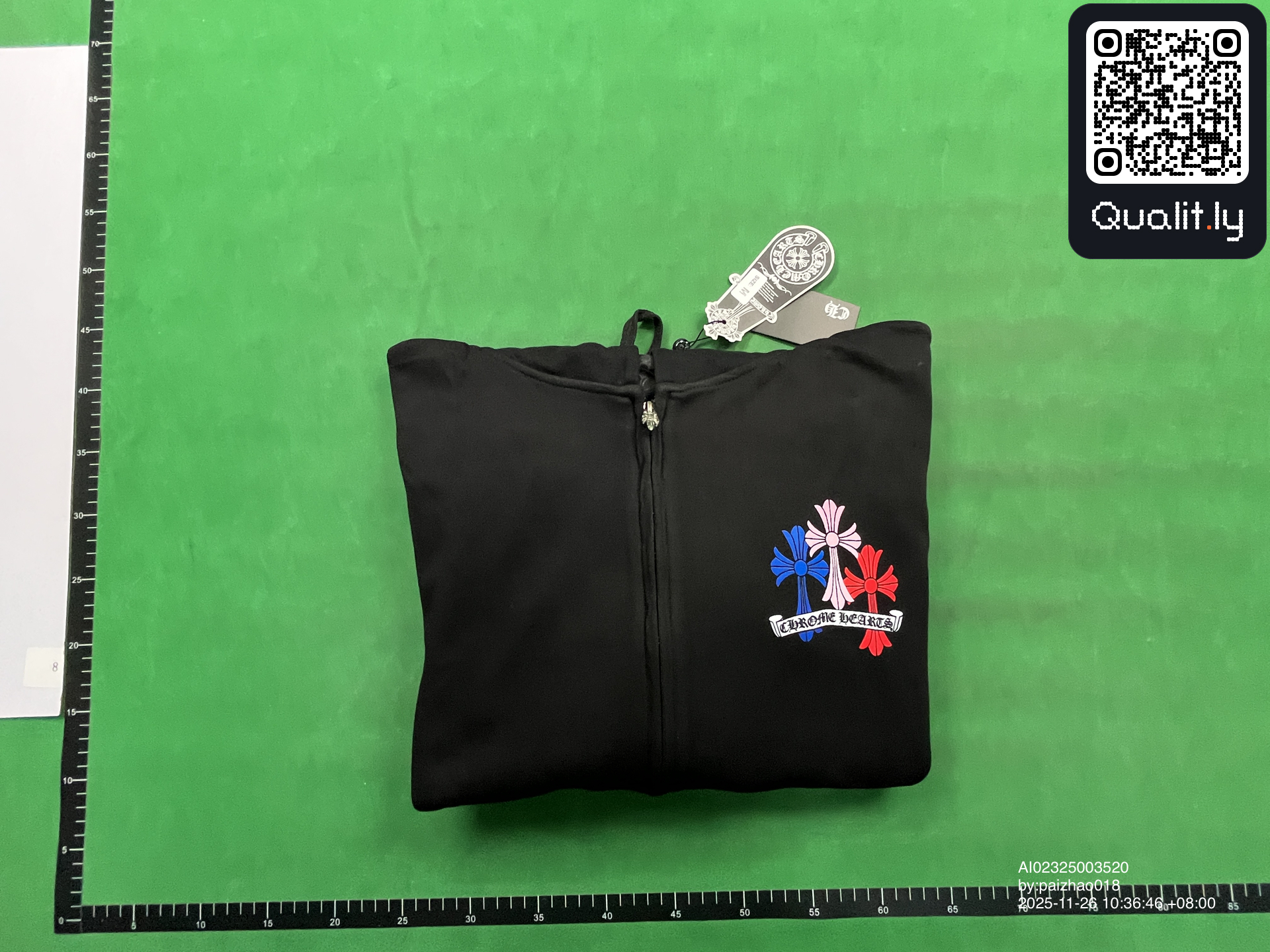 Bluza — zdjęcie QC 1 z 4