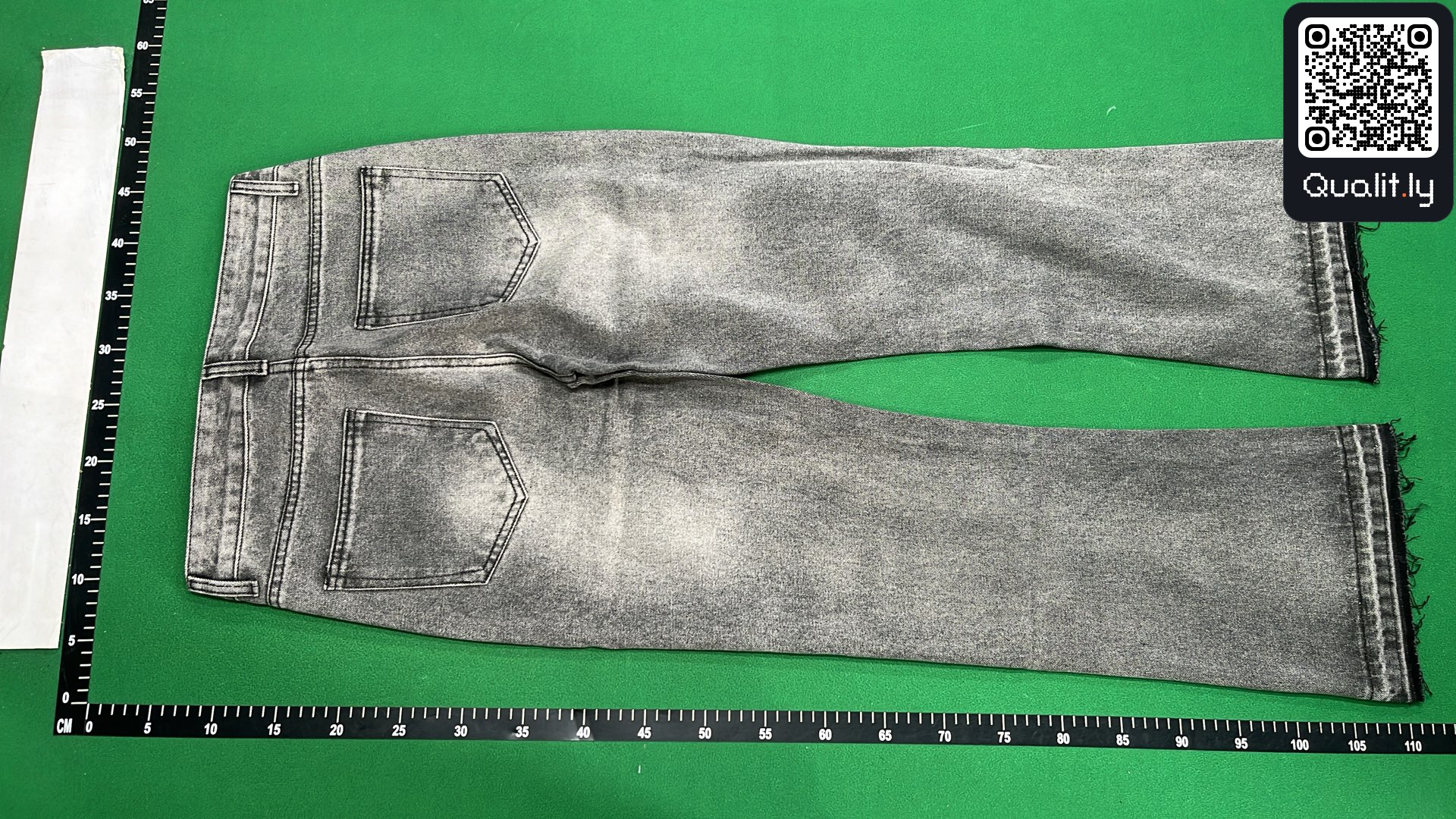 Jeans — foto QC 3 di 8