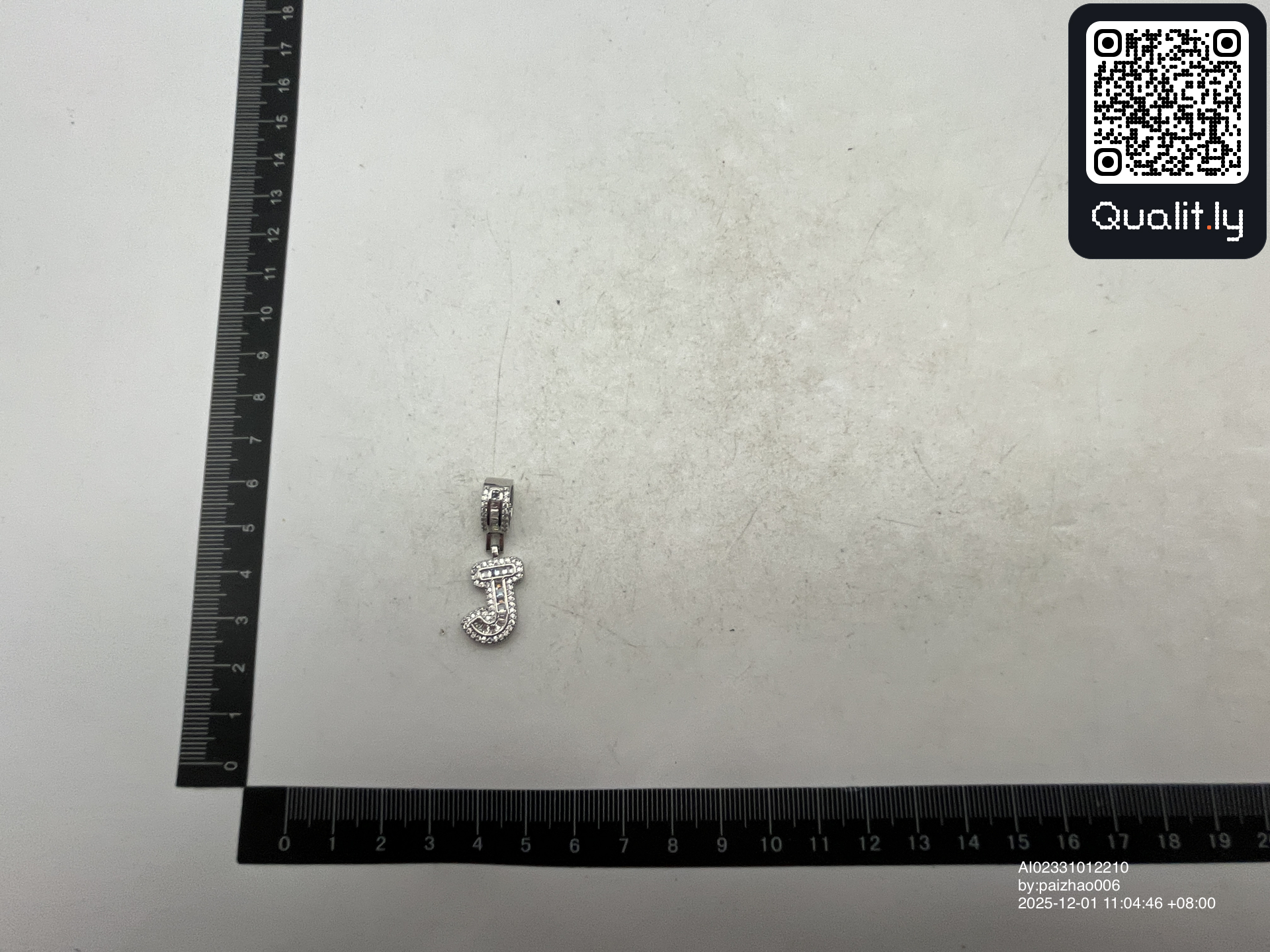 Jewelry QC photo 1 of 3