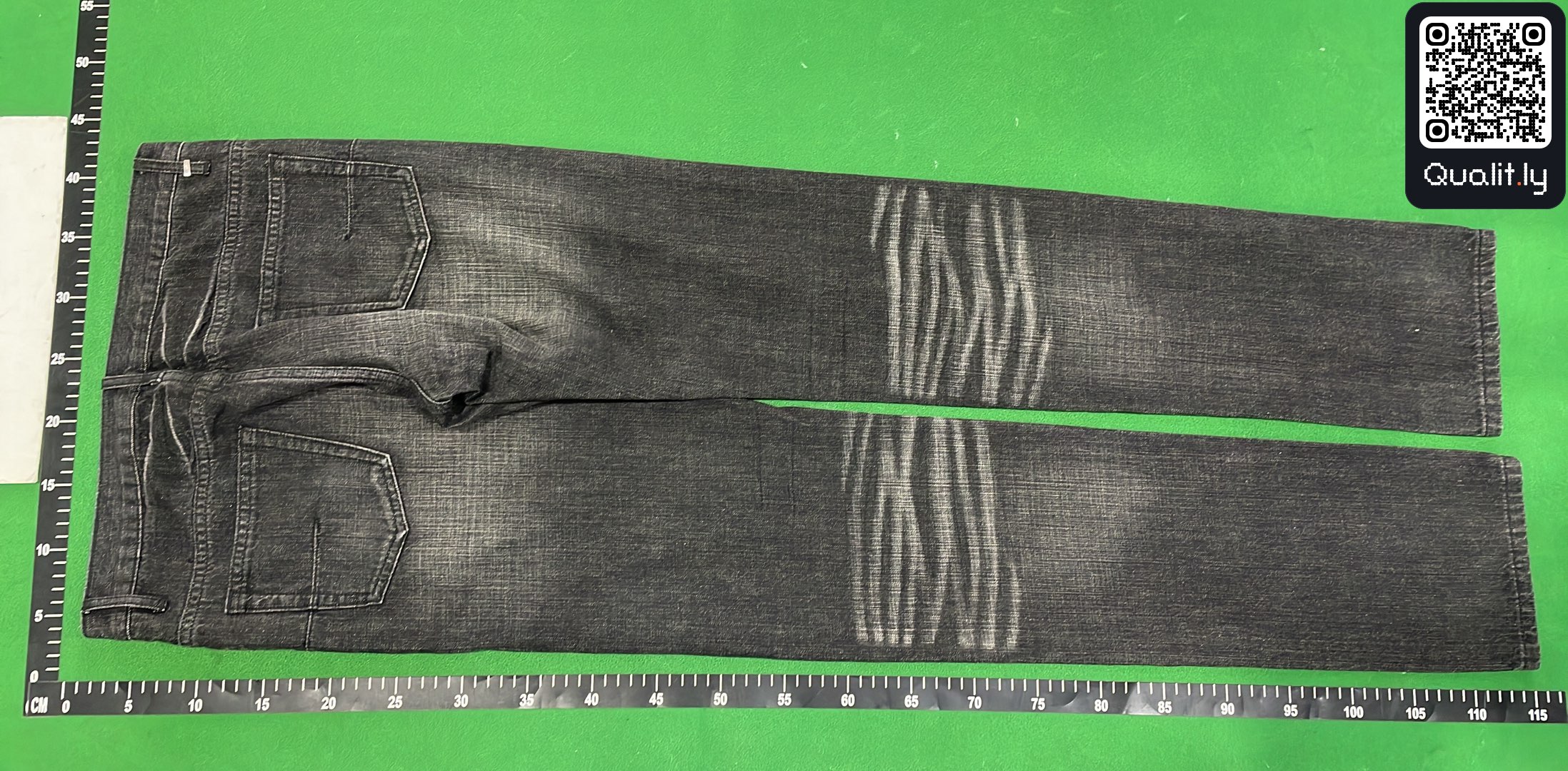 Jeans — QC-foto 3 av 8