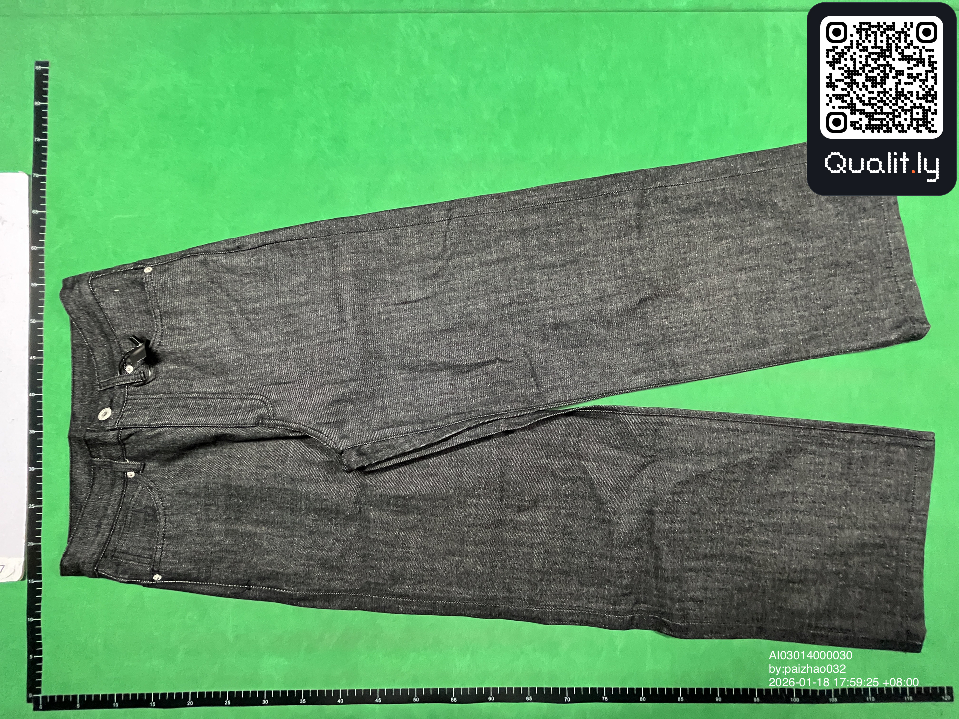 Jeans — foto QC 2 di 22