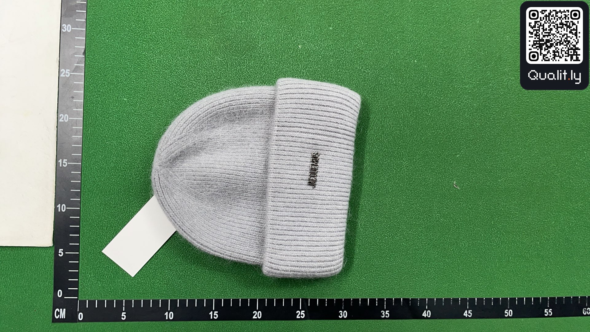 Pet — QC-foto 3 van 3