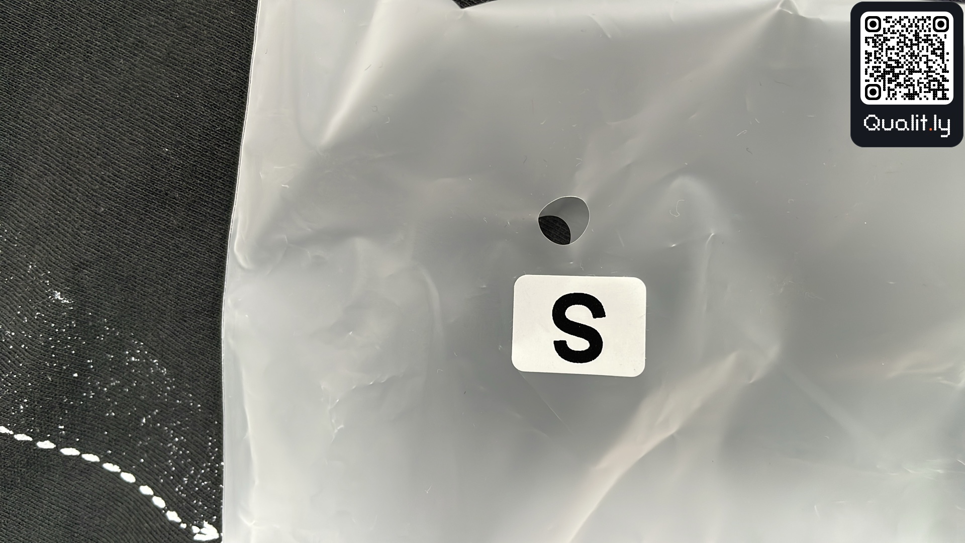 T-shirt — foto QC 1 de 14