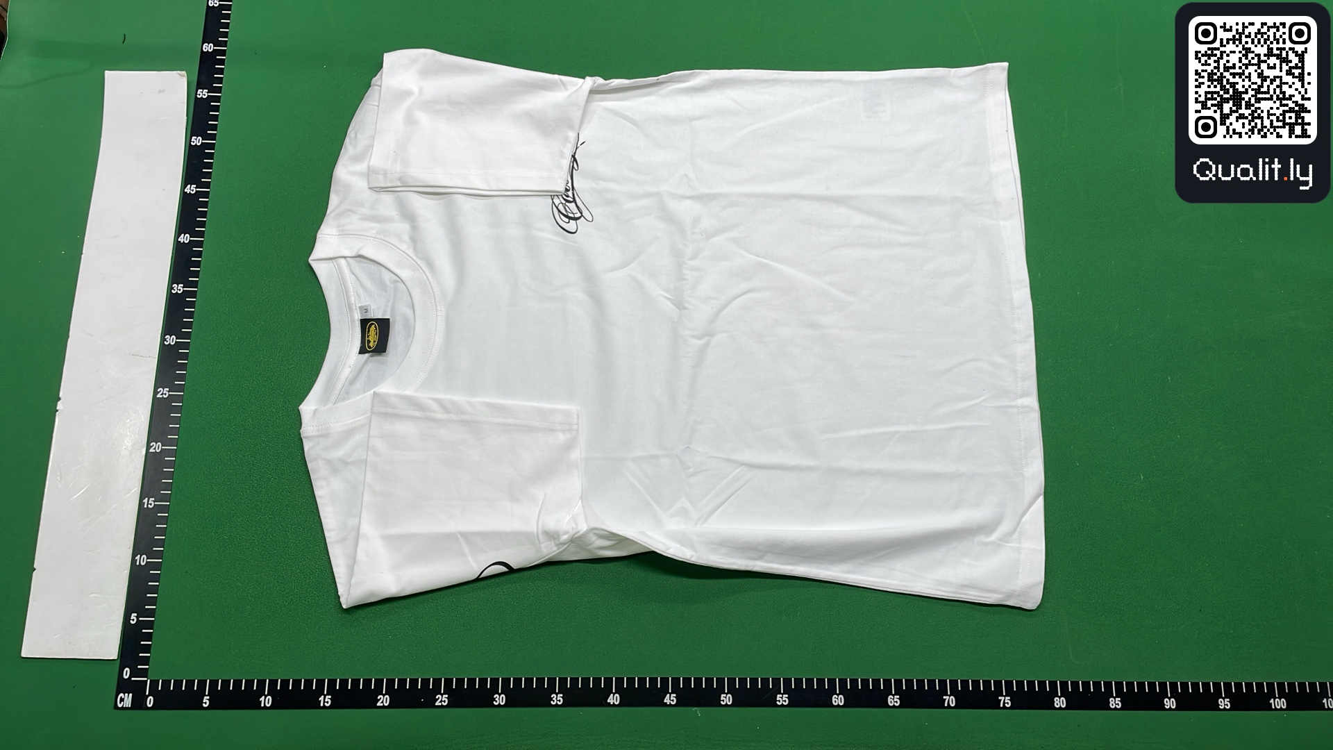T-shirt — QC-foto 2 av 8