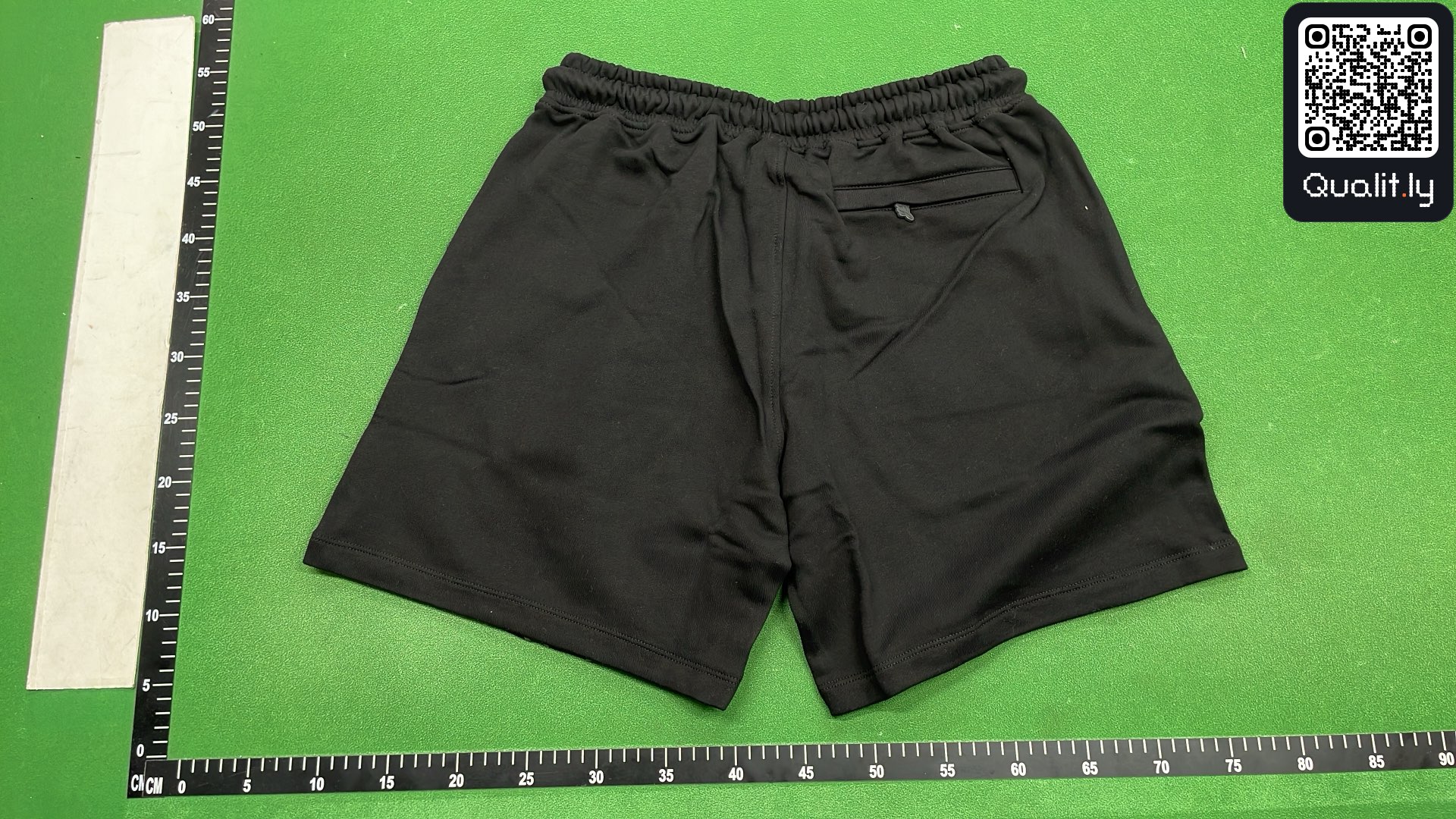 Foto QC 3 de 62