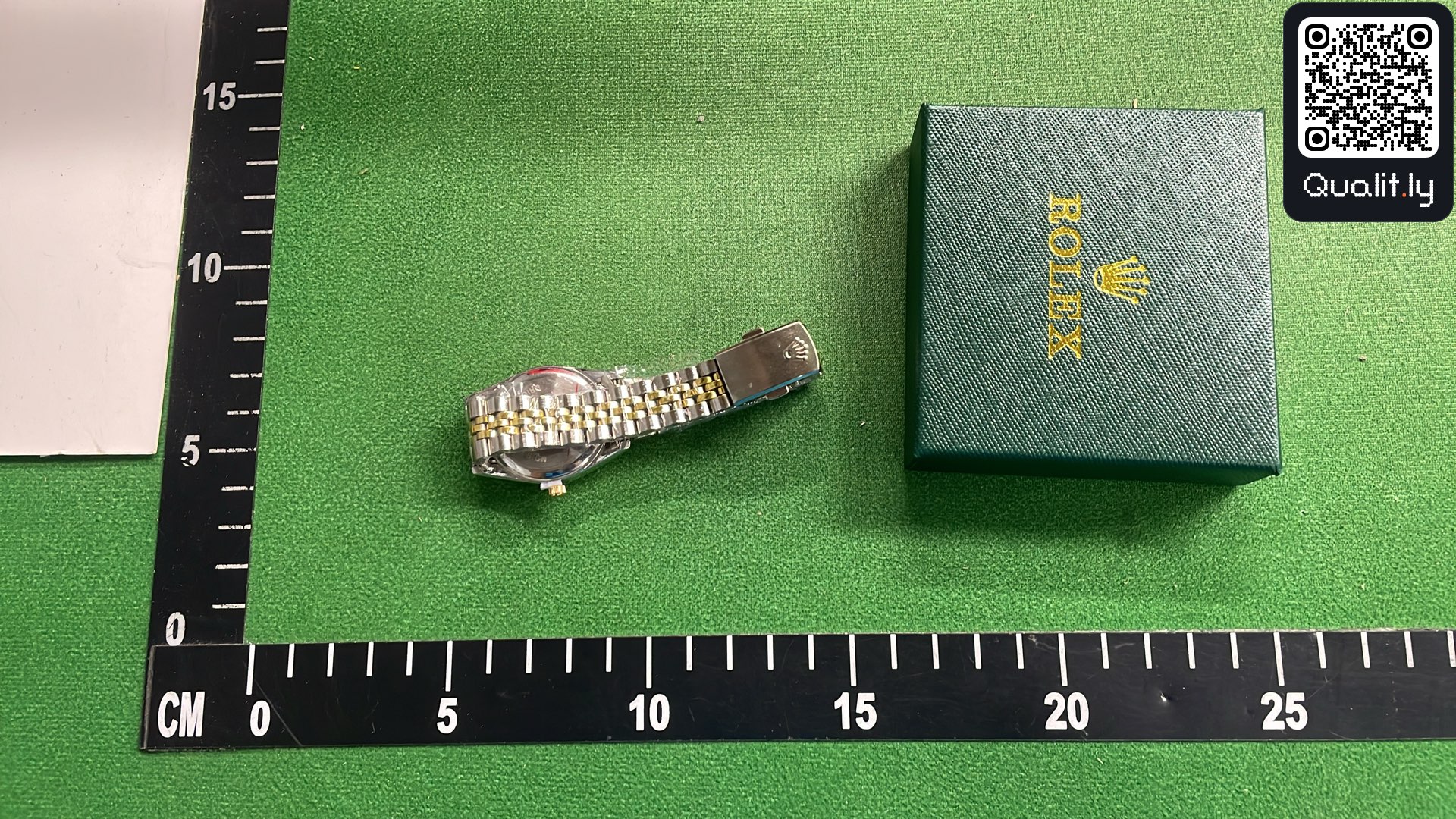 Orologio — foto QC 3 di 3