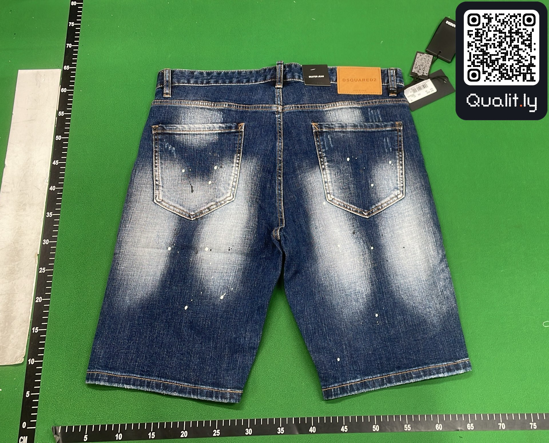 Jeans QC photo 3 of 12