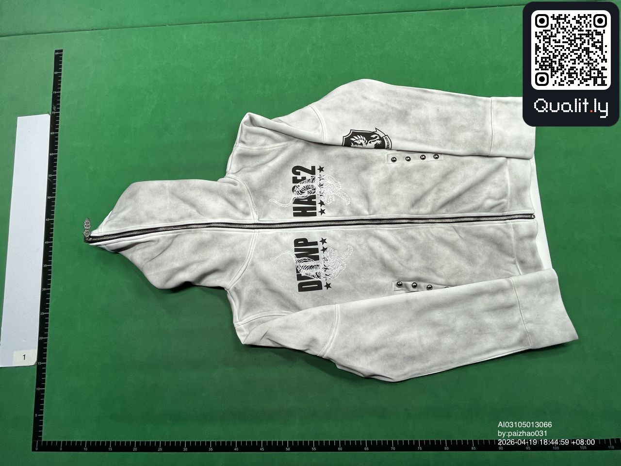 Jacket QC photo 3 of 4