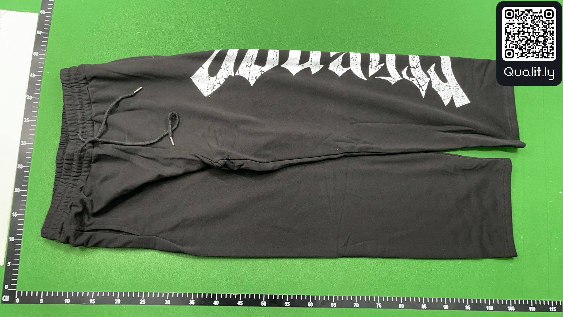 Pantalon — photo QC 2 sur 18