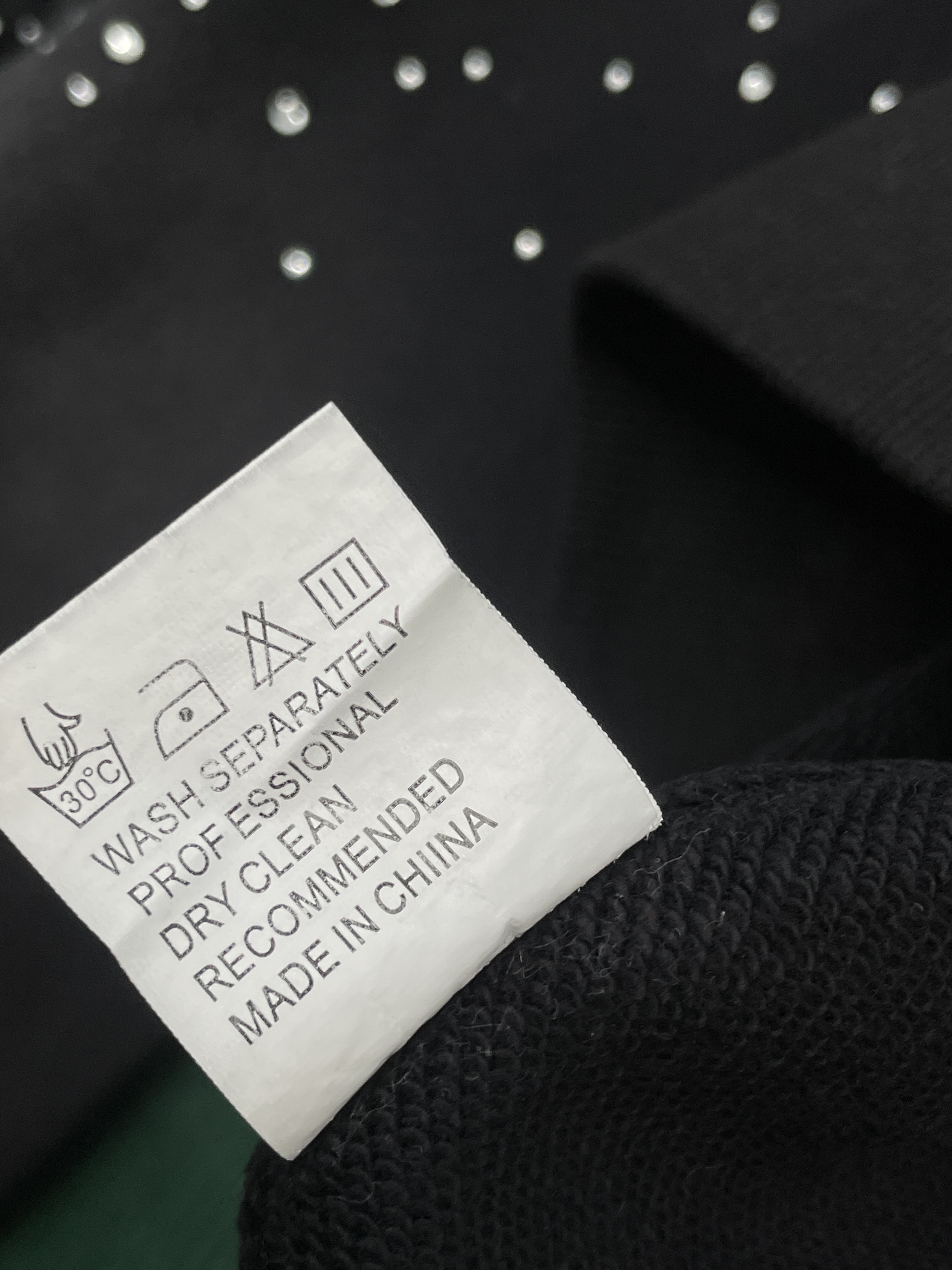 Hoodie — QC-Foto 3 von 75