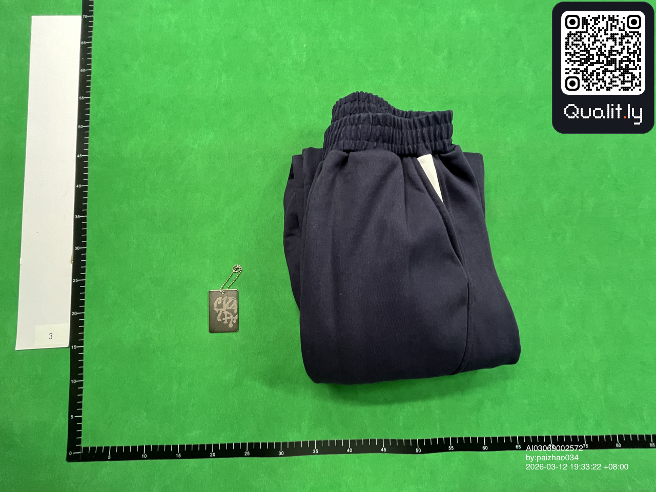 Foto QC 1 di 4
