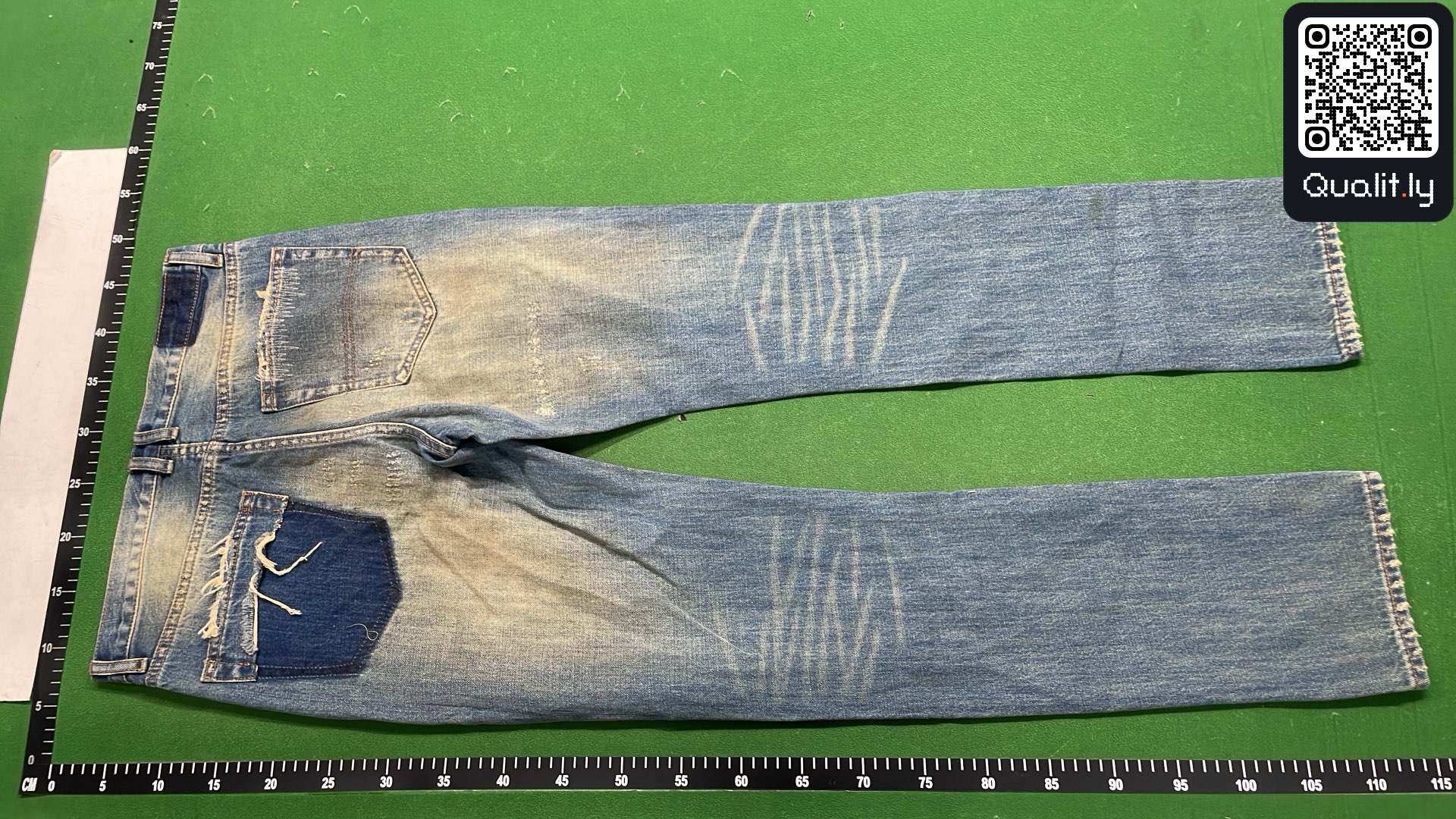 Jeans — QC-foto 3 van 12