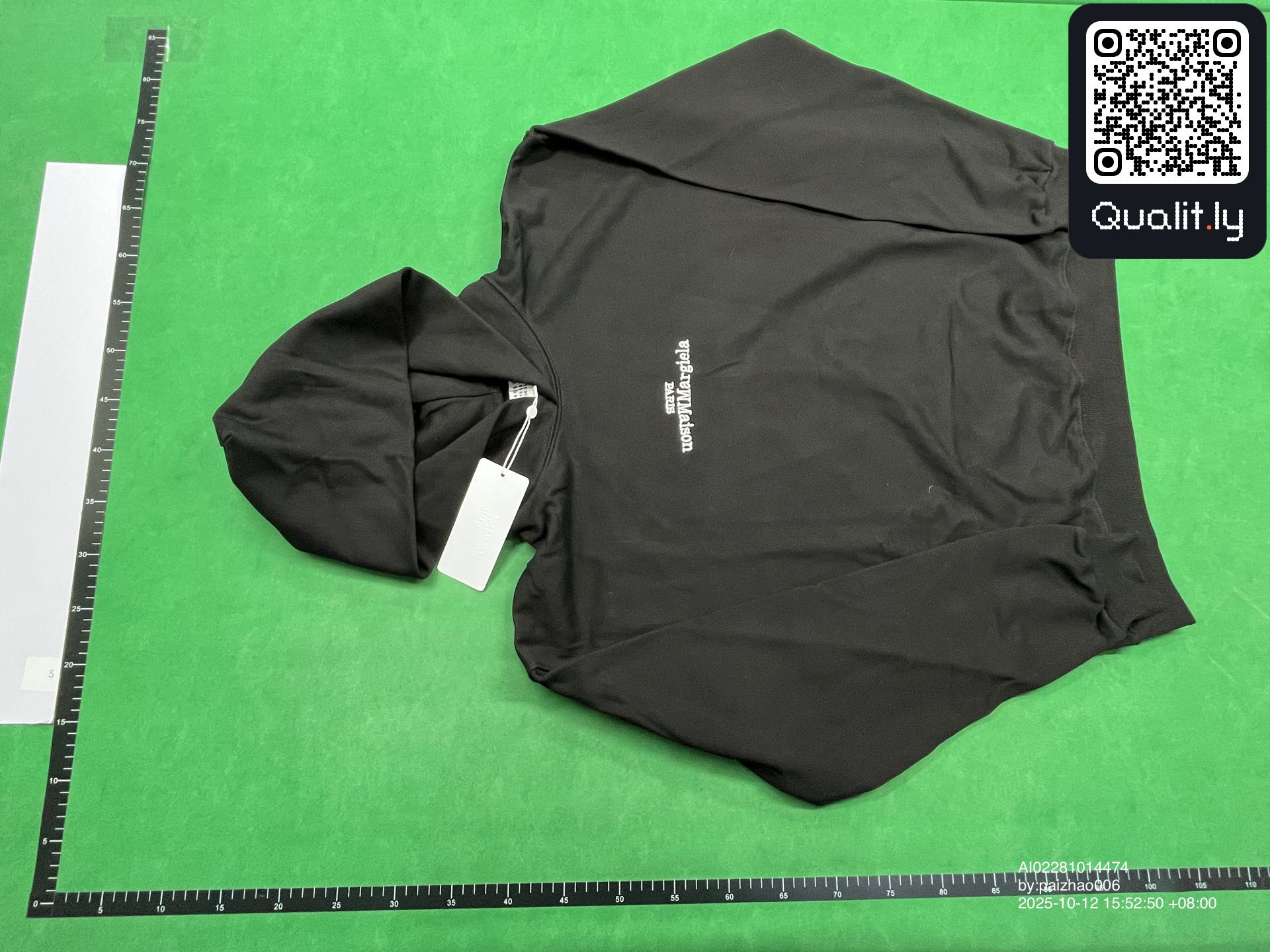 Hoodie — QC-foto 3 av 12