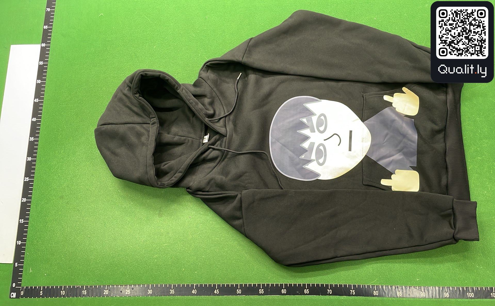 Hoodie QC photo 2 of 4