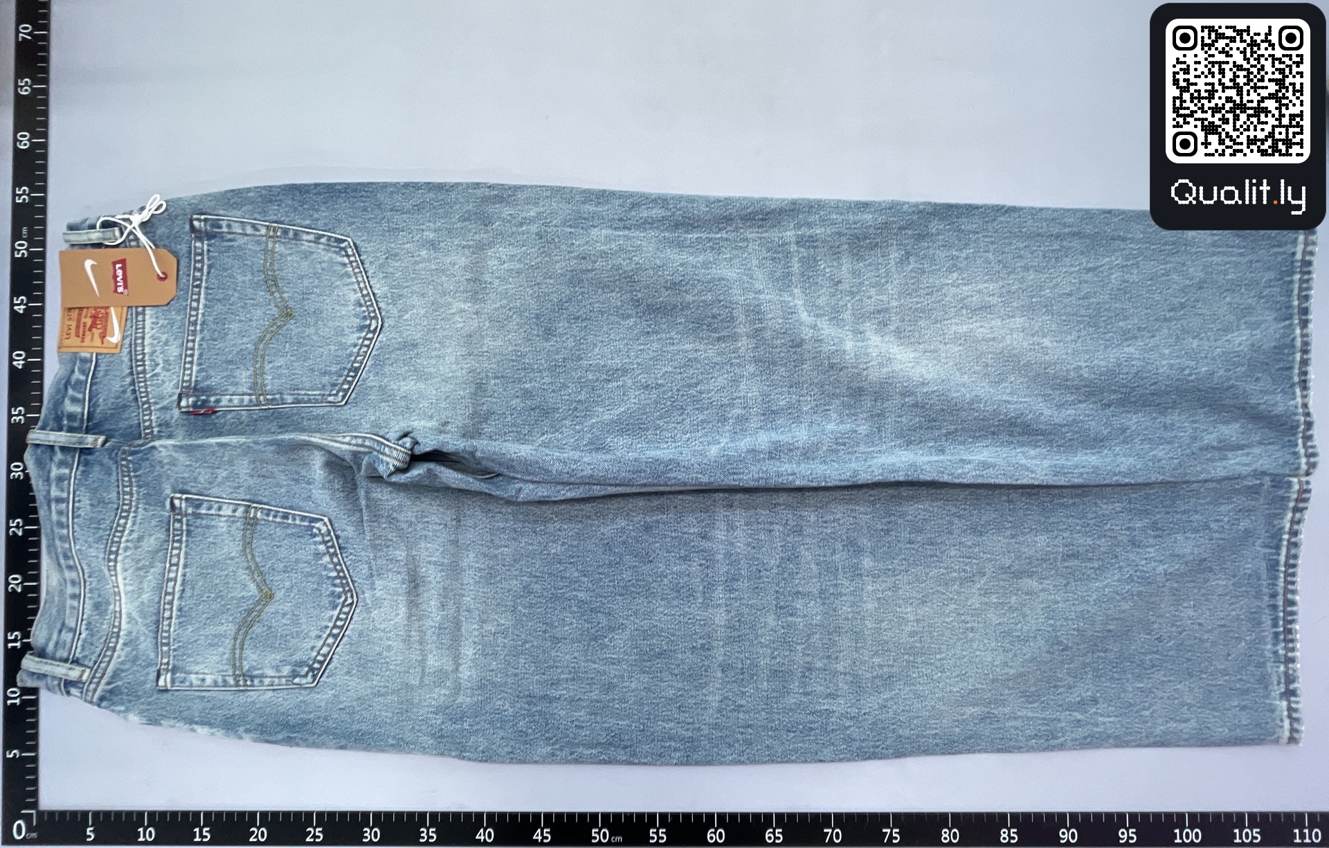 牛仔裤 QC 照片 2 / 46