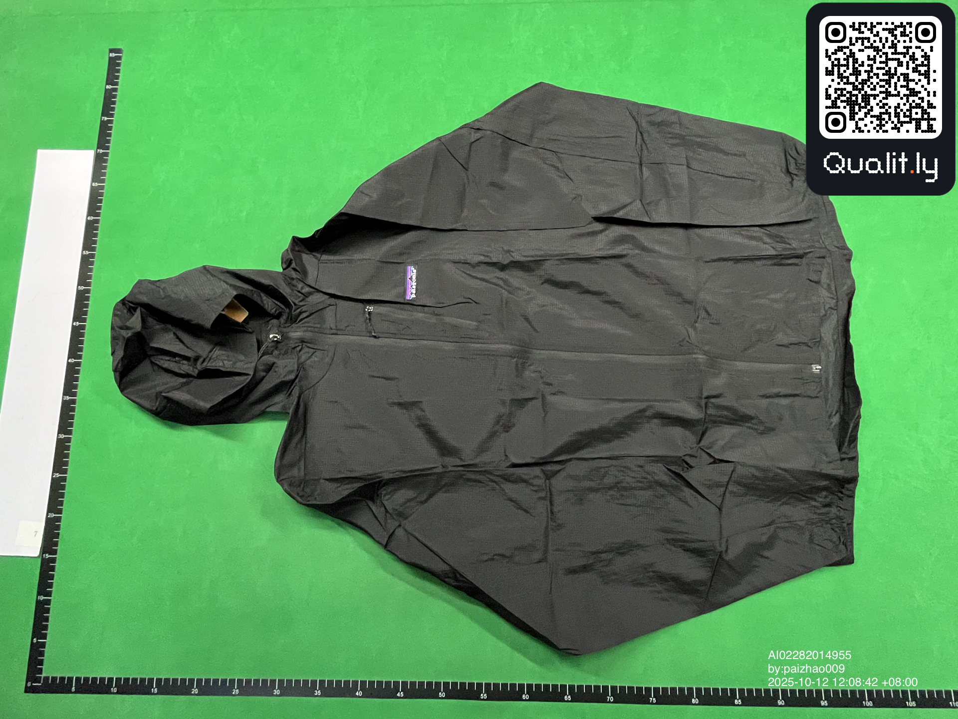 Jacket QC photo 3 of 8