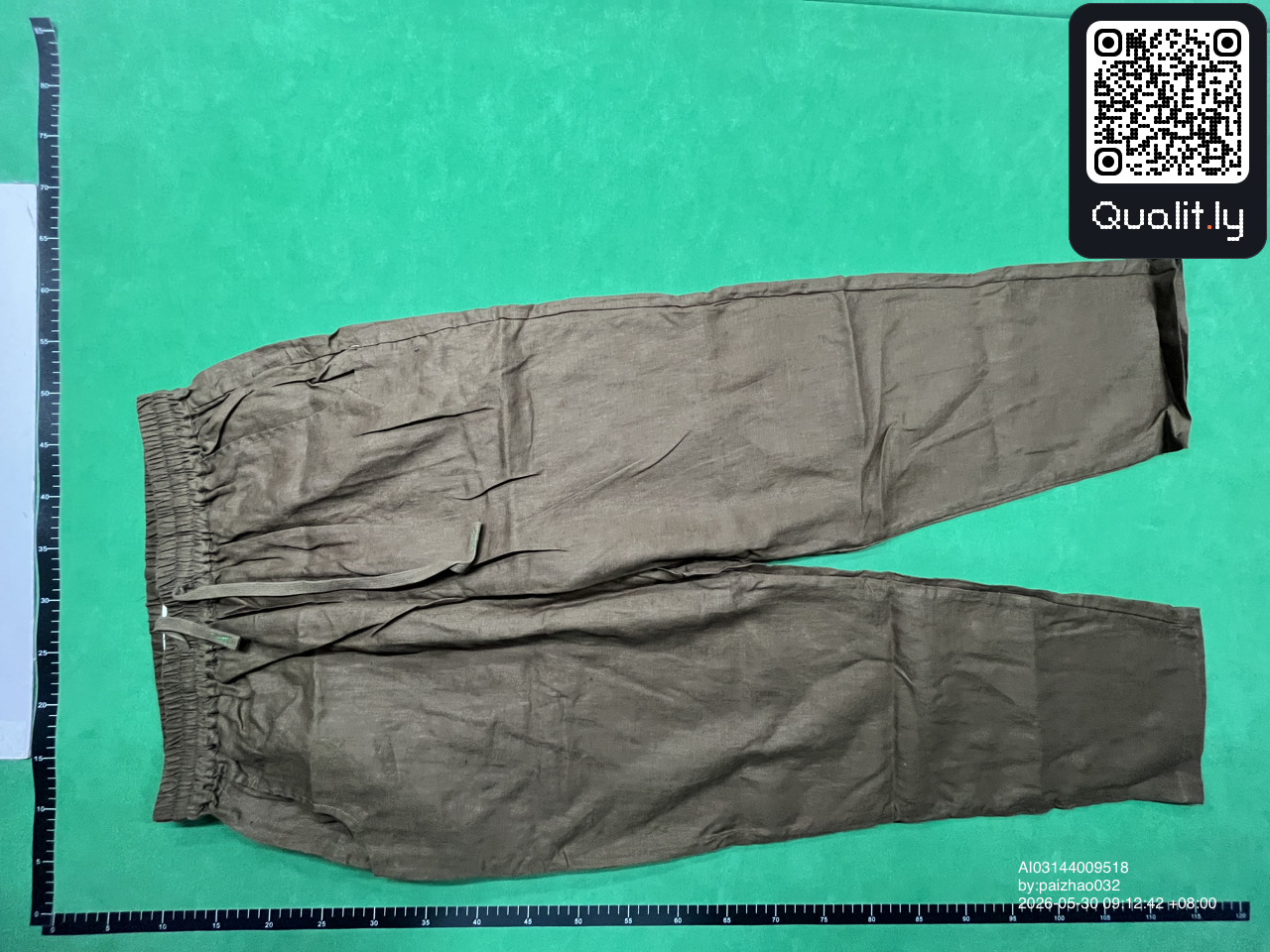Pants QC photo 2 of 50