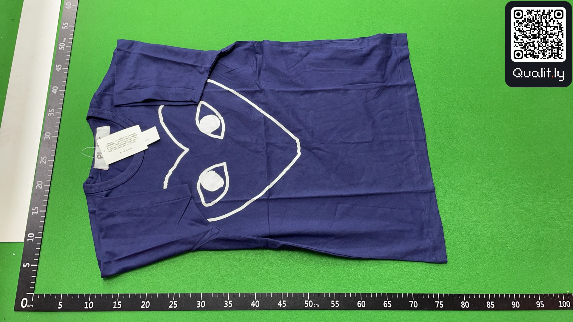 T-shirt QC photo 2 of 4