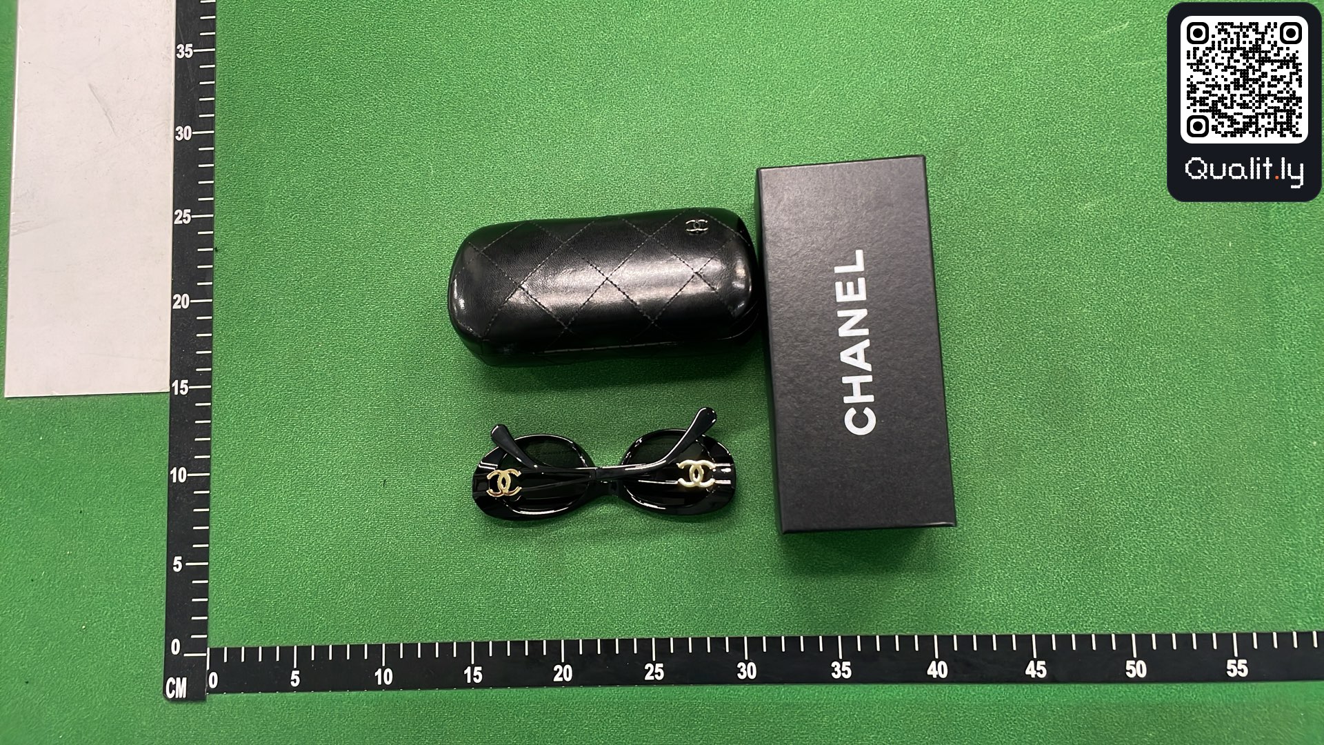Sunglasses QC photo 3 of 3