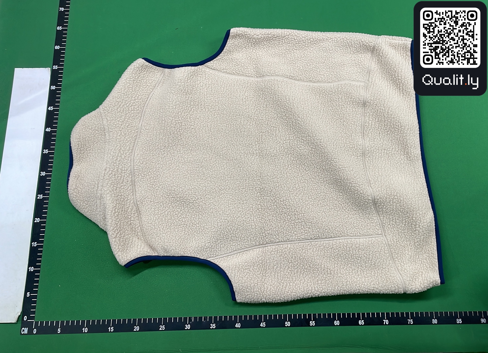 Jacket QC photo 3 of 4