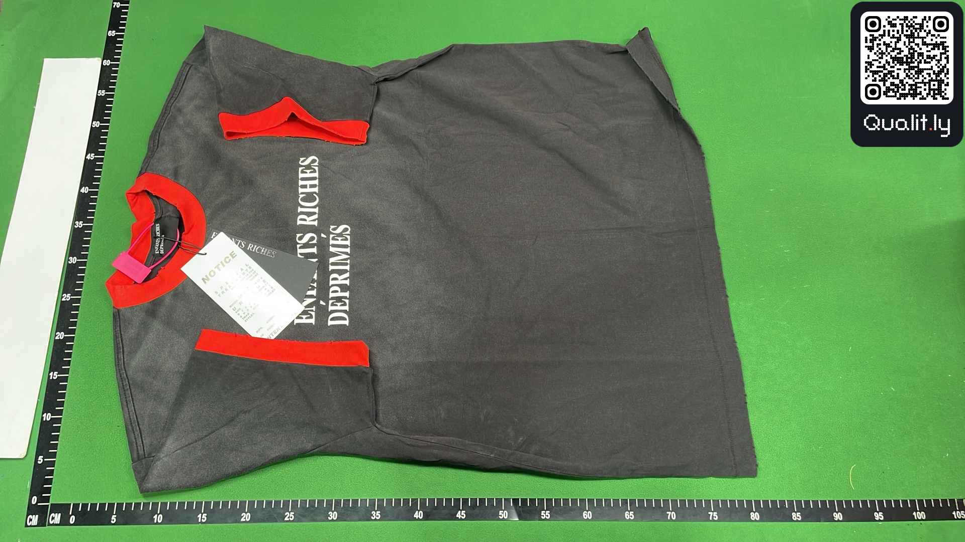 T-shirt — photo QC 2 sur 12