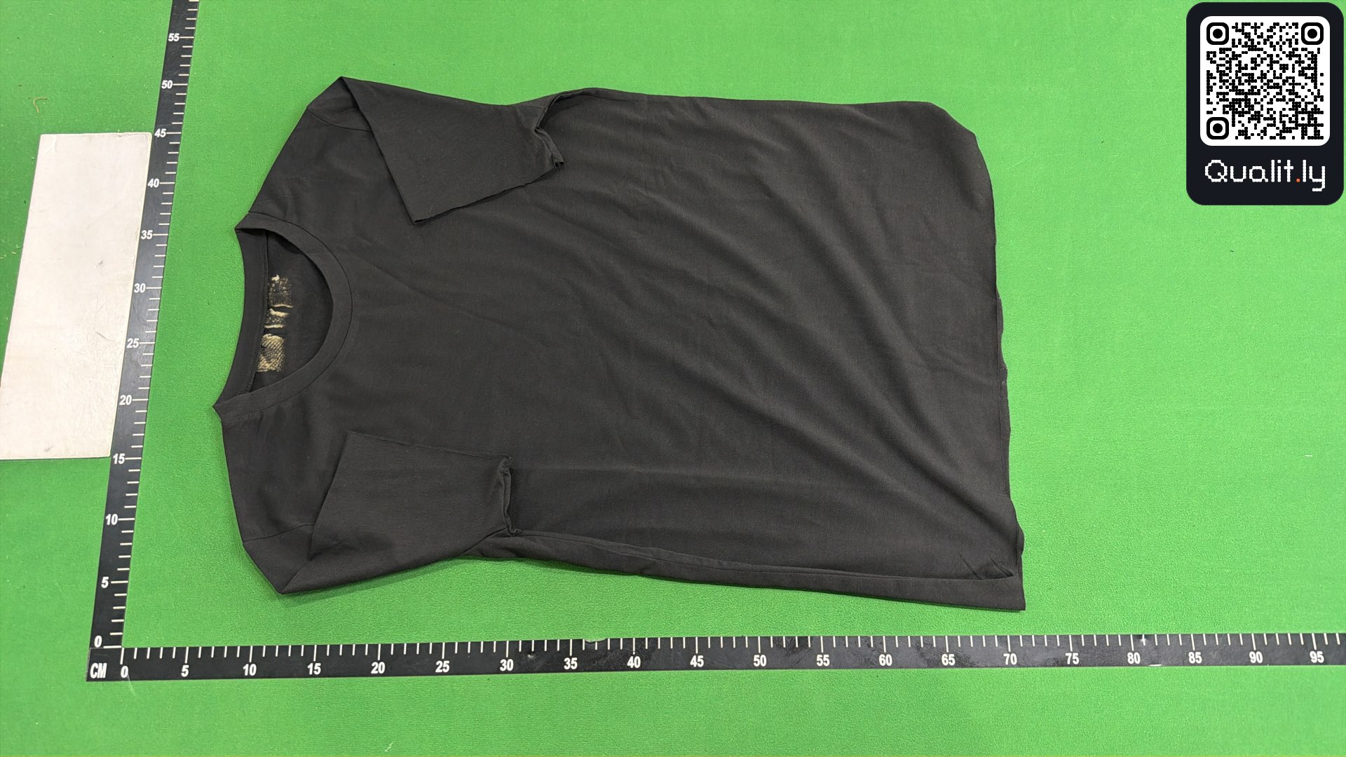 T恤 QC 照片 2 / 4