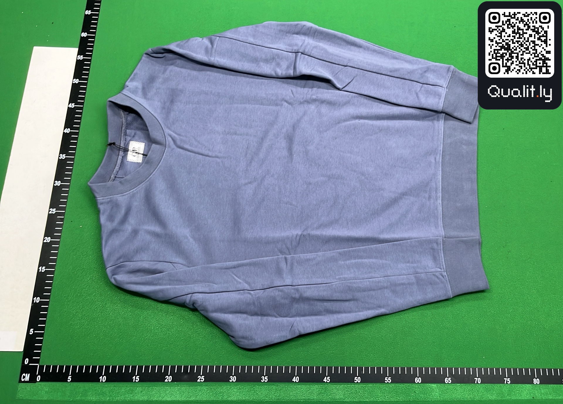 Sweatshirt QC photo 2 of 8