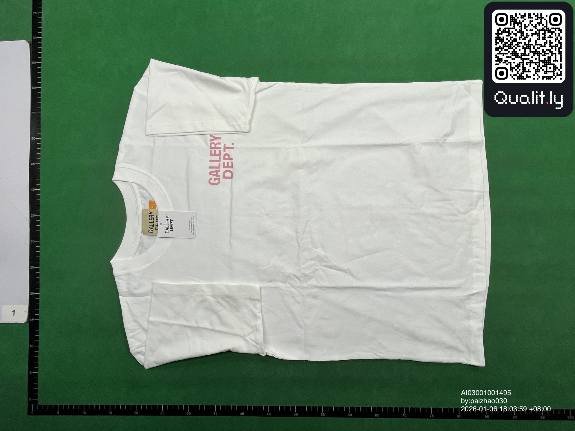 T-Shirt — QC-Foto 3 von 50