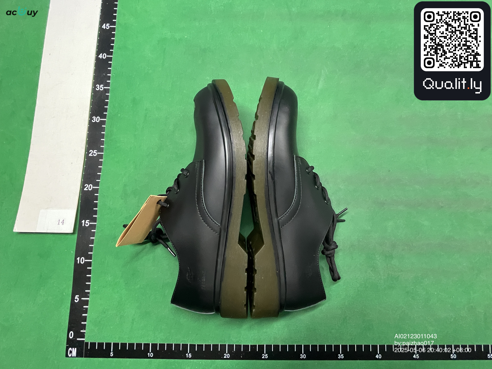 球鞋 QC 照片 2 / 6